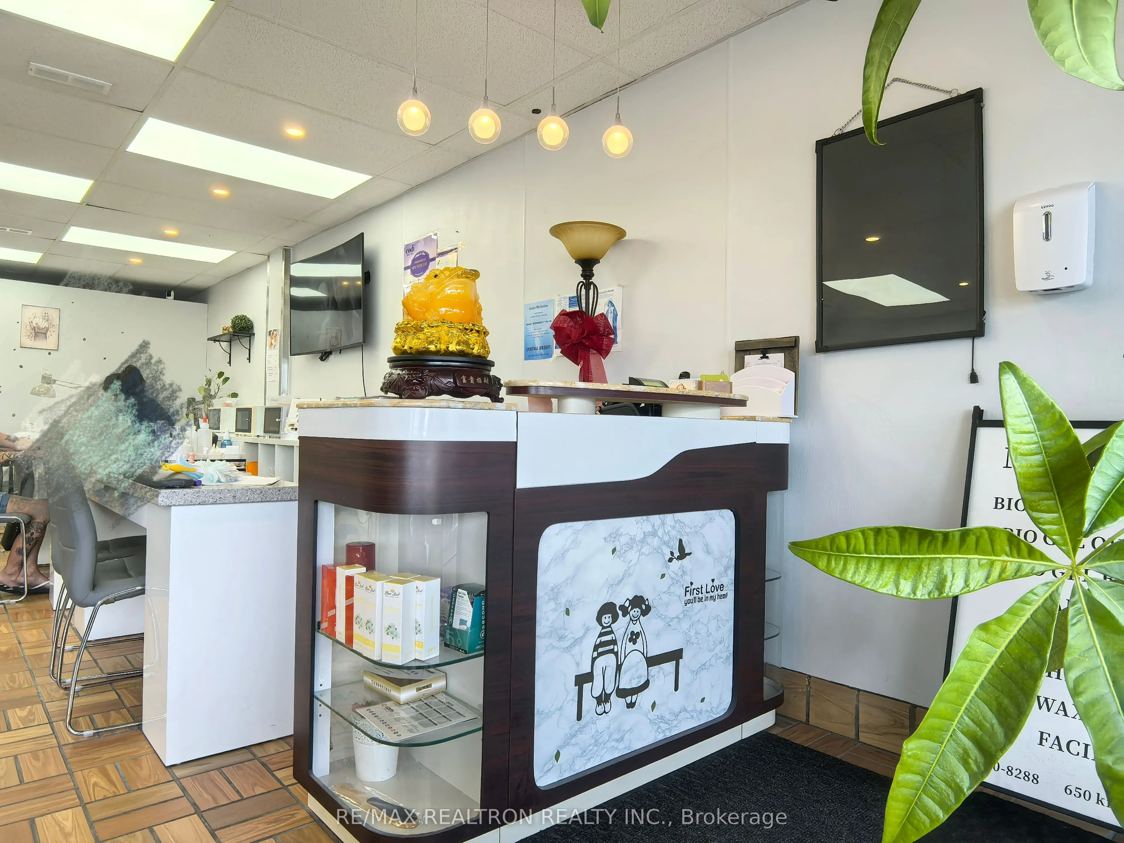 650 King Street E, #3A