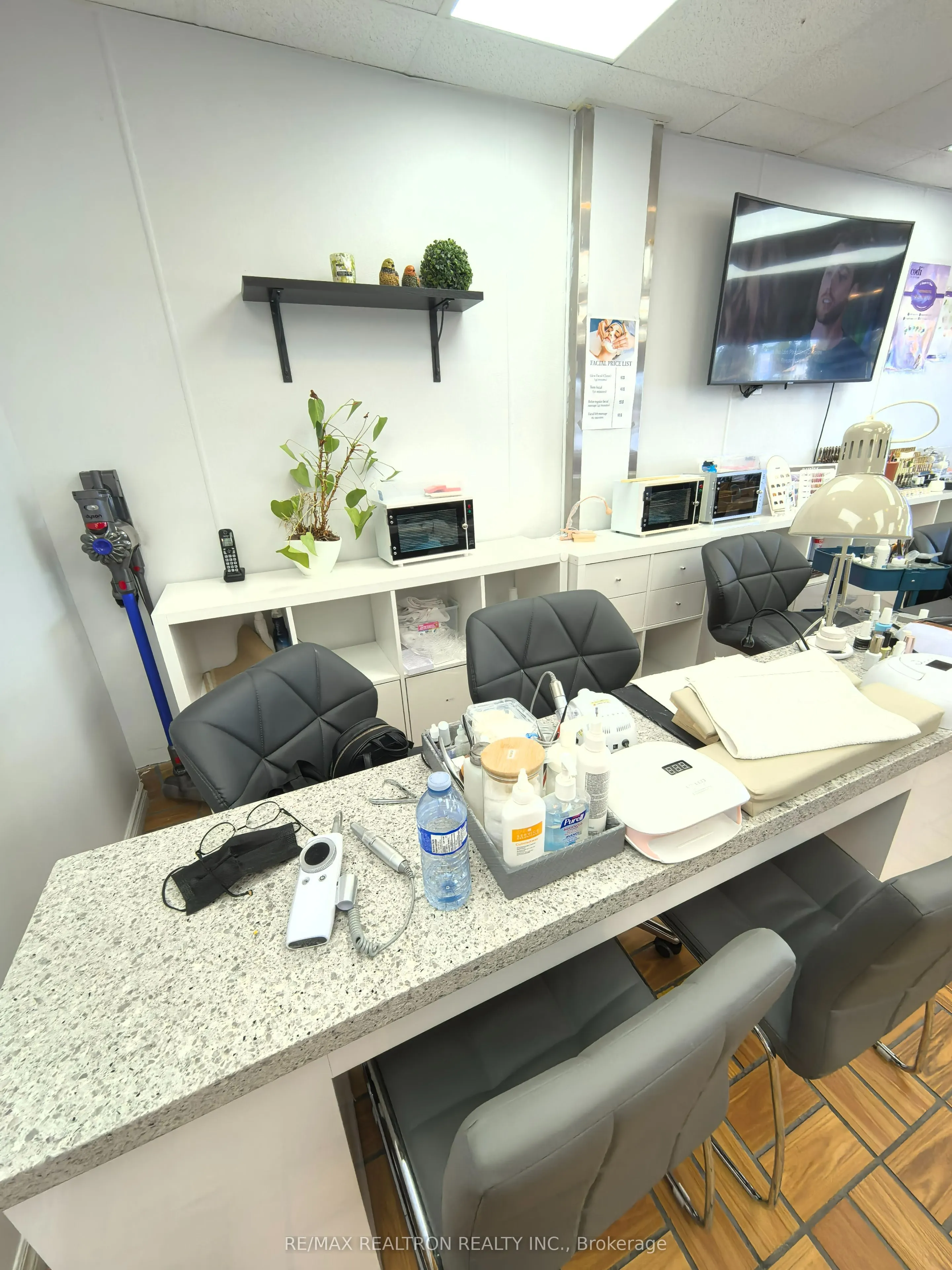 650 King Street E, #3A