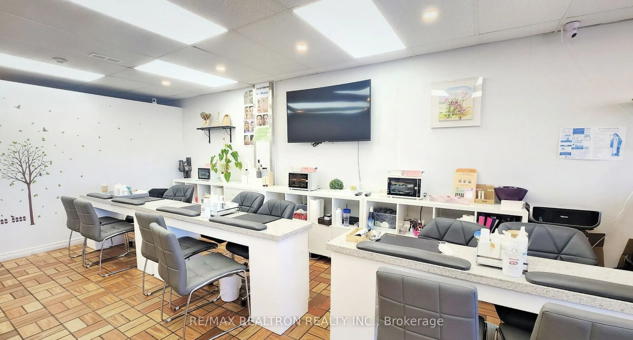 650 King Street E, #3A