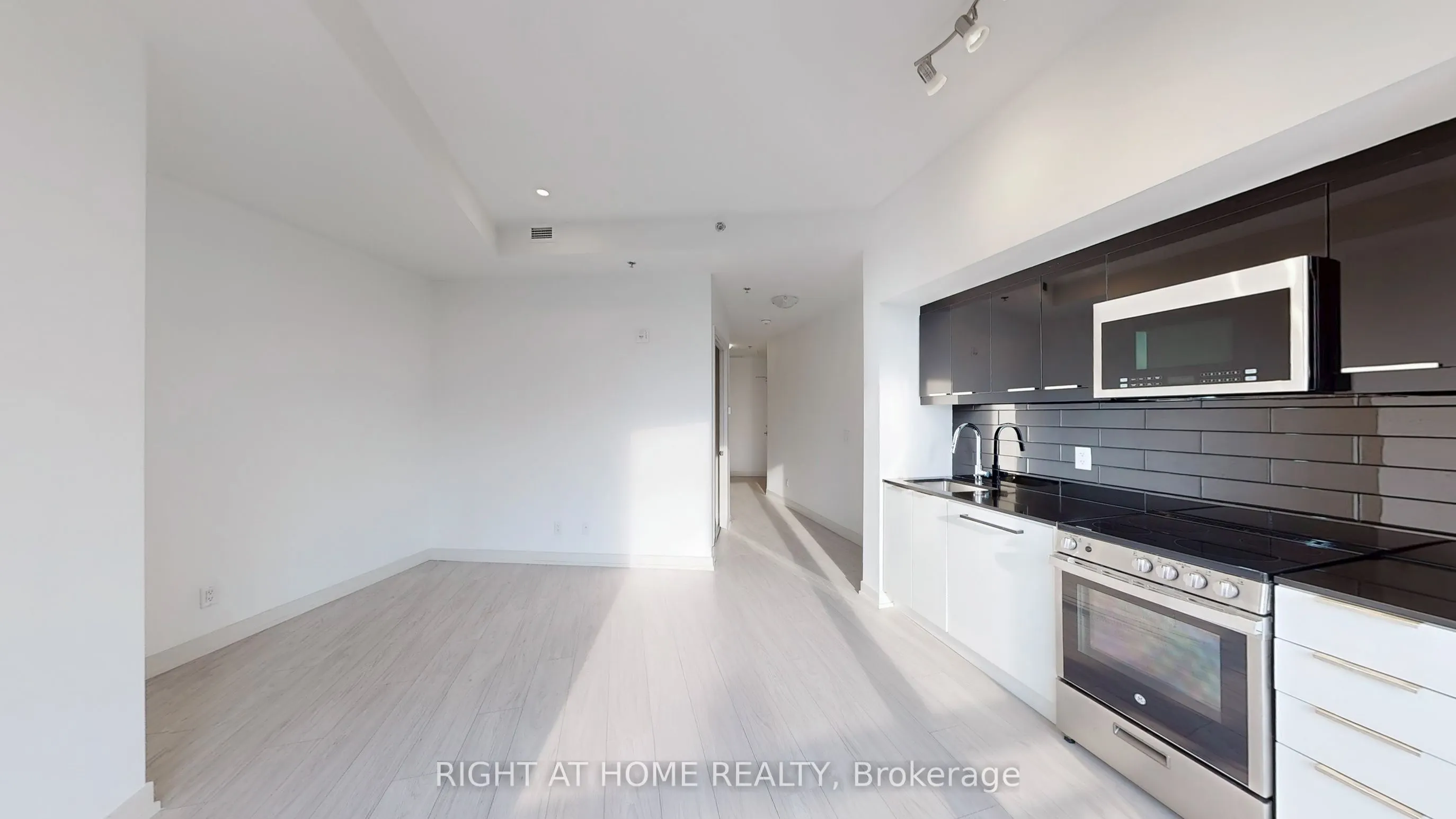90 Glen Everest Road, #526