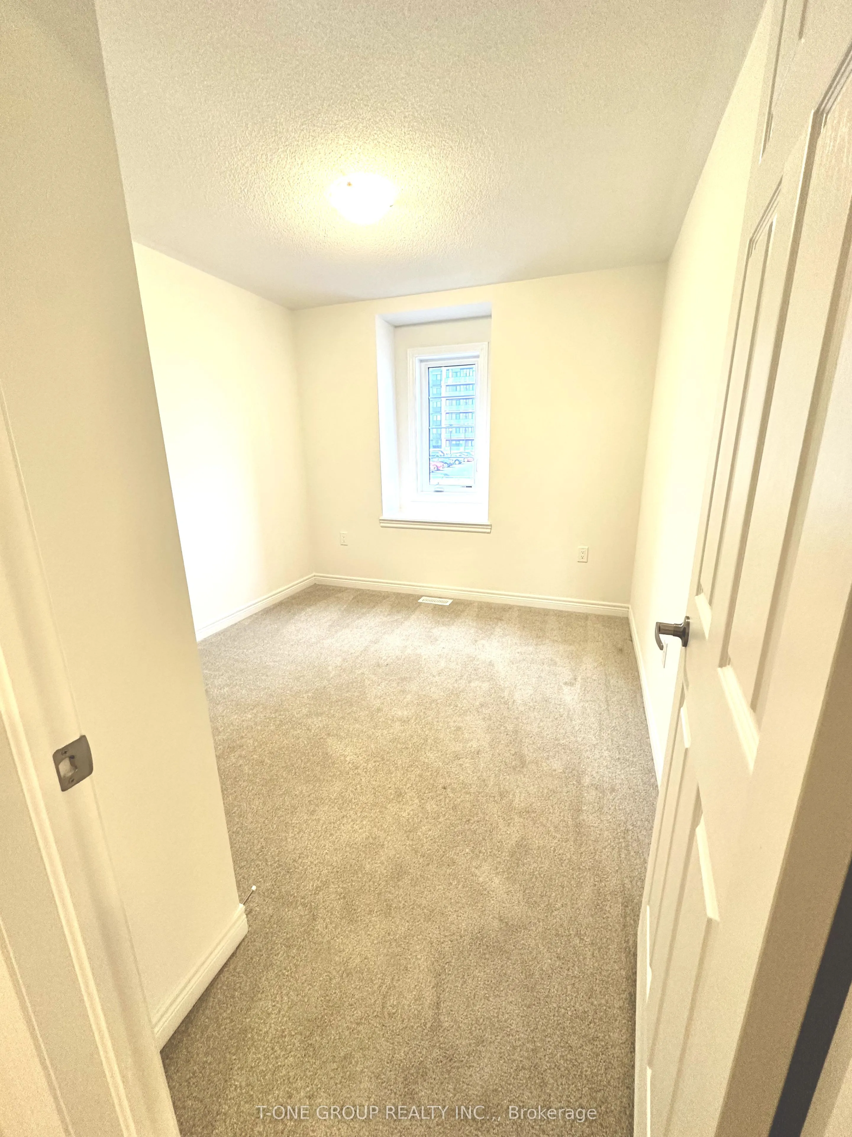 117 Air Dancer Crescent