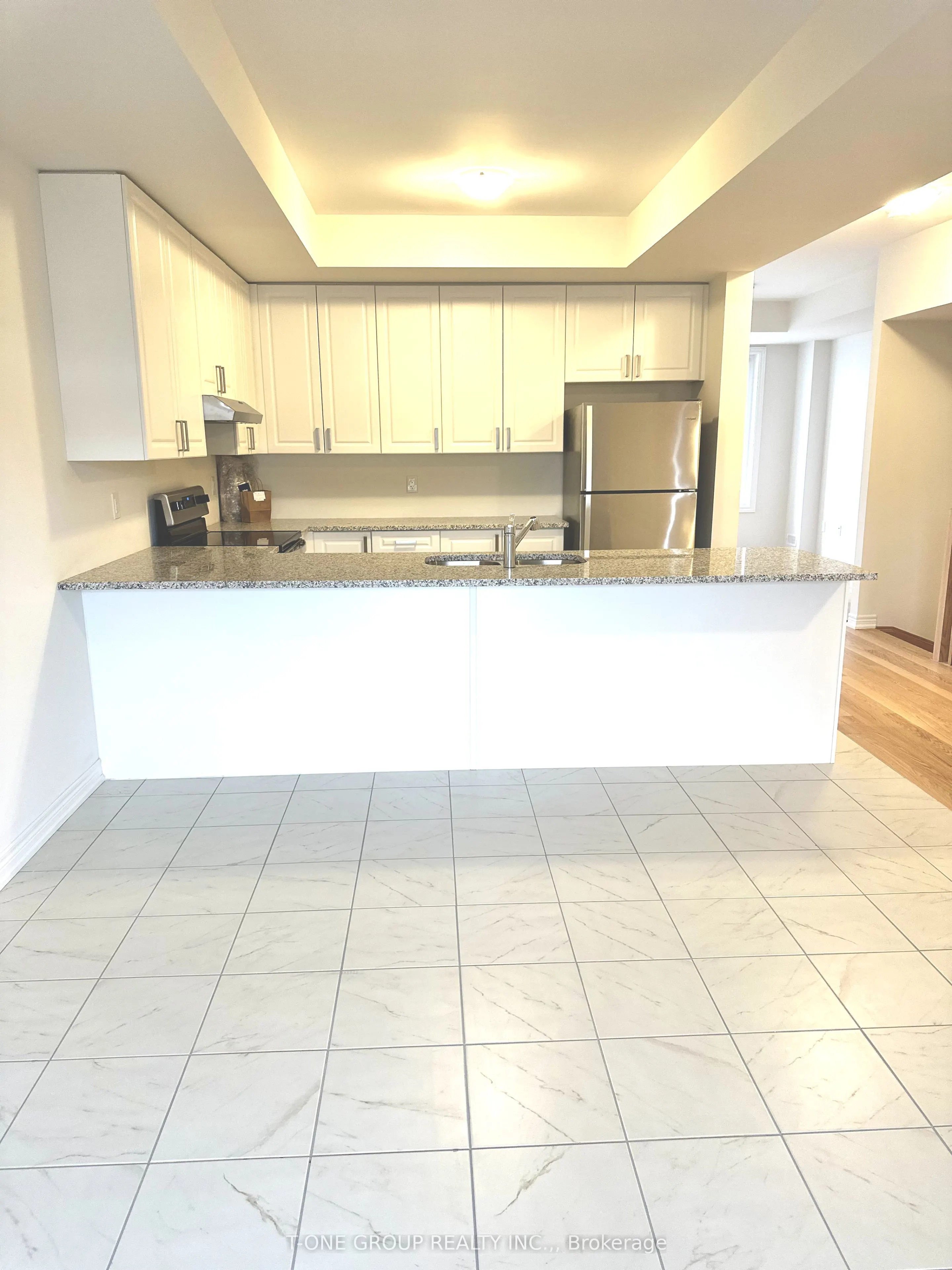 117 Air Dancer Crescent