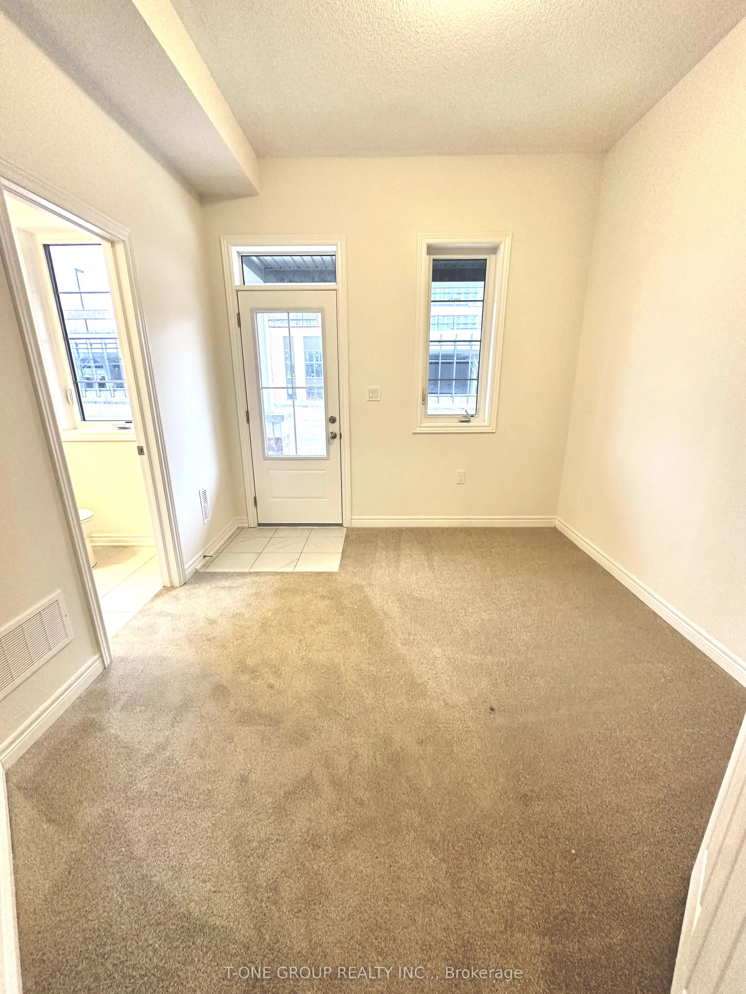 117 Air Dancer Crescent