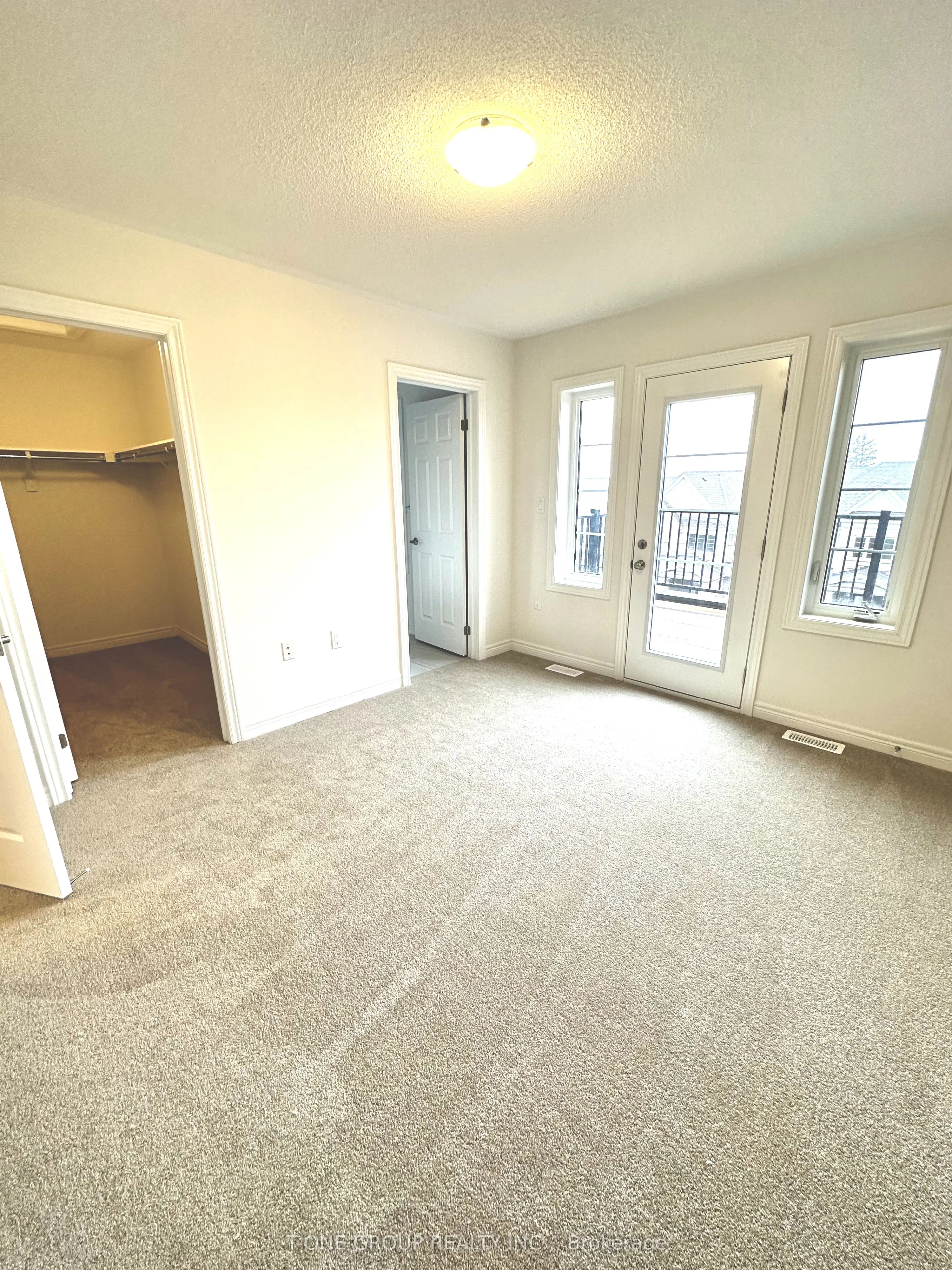 117 Air Dancer Crescent
