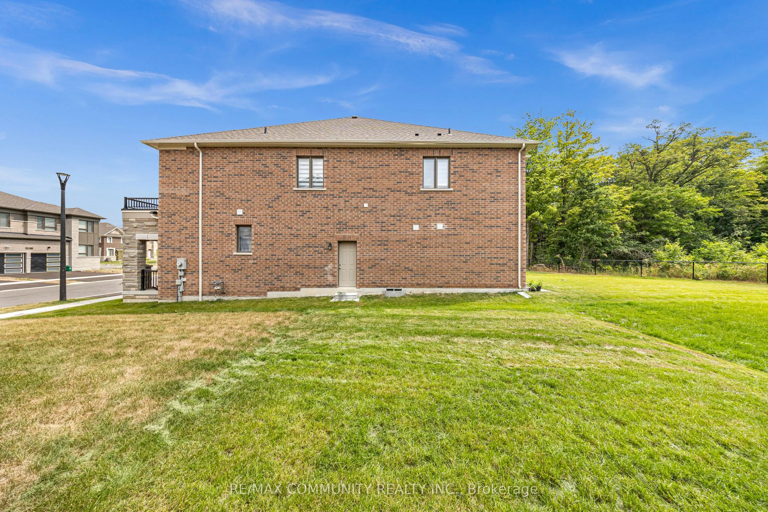 2979 Heartwood Lane
