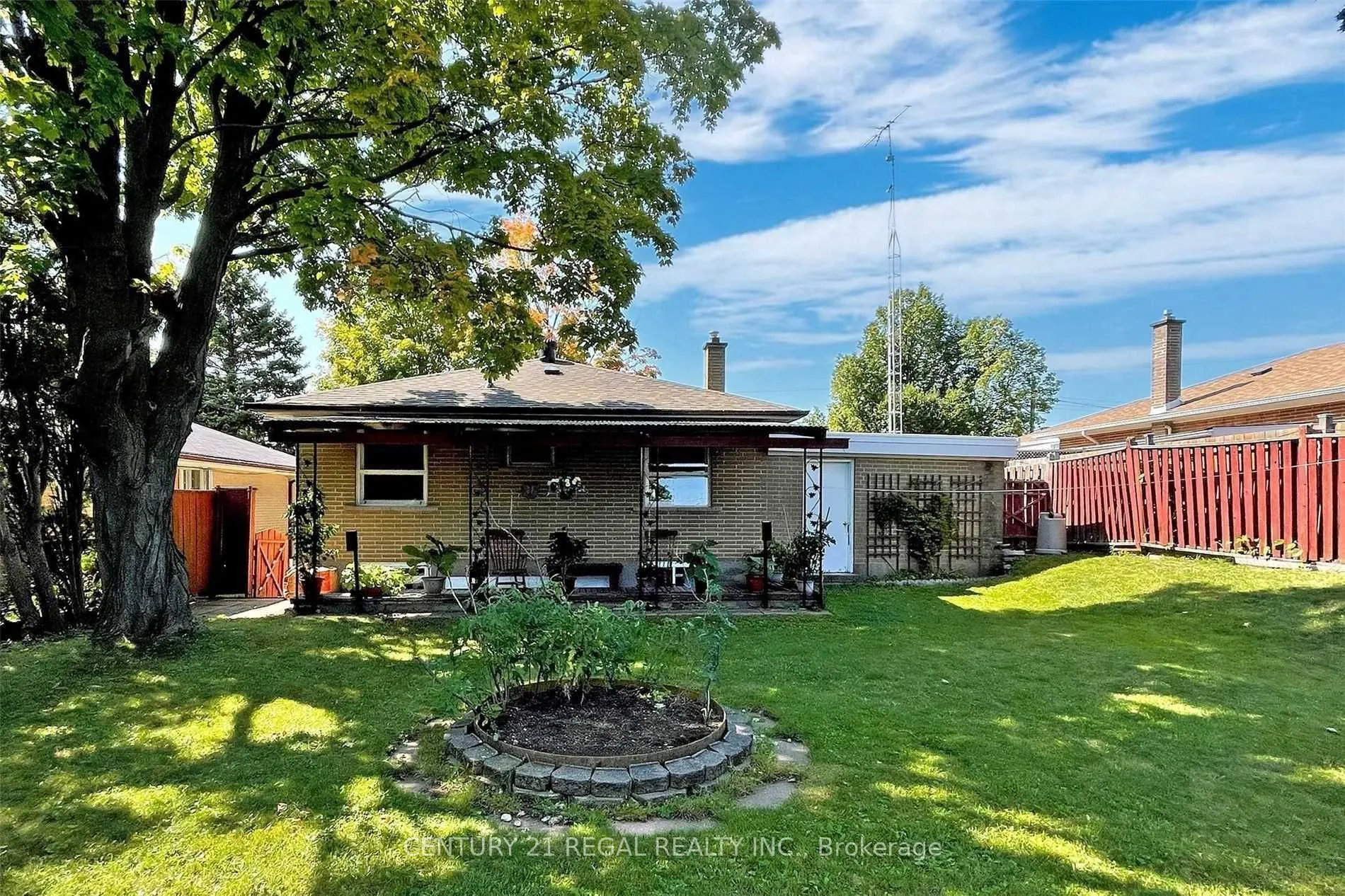 5 Stevenvale Drive, #Lower