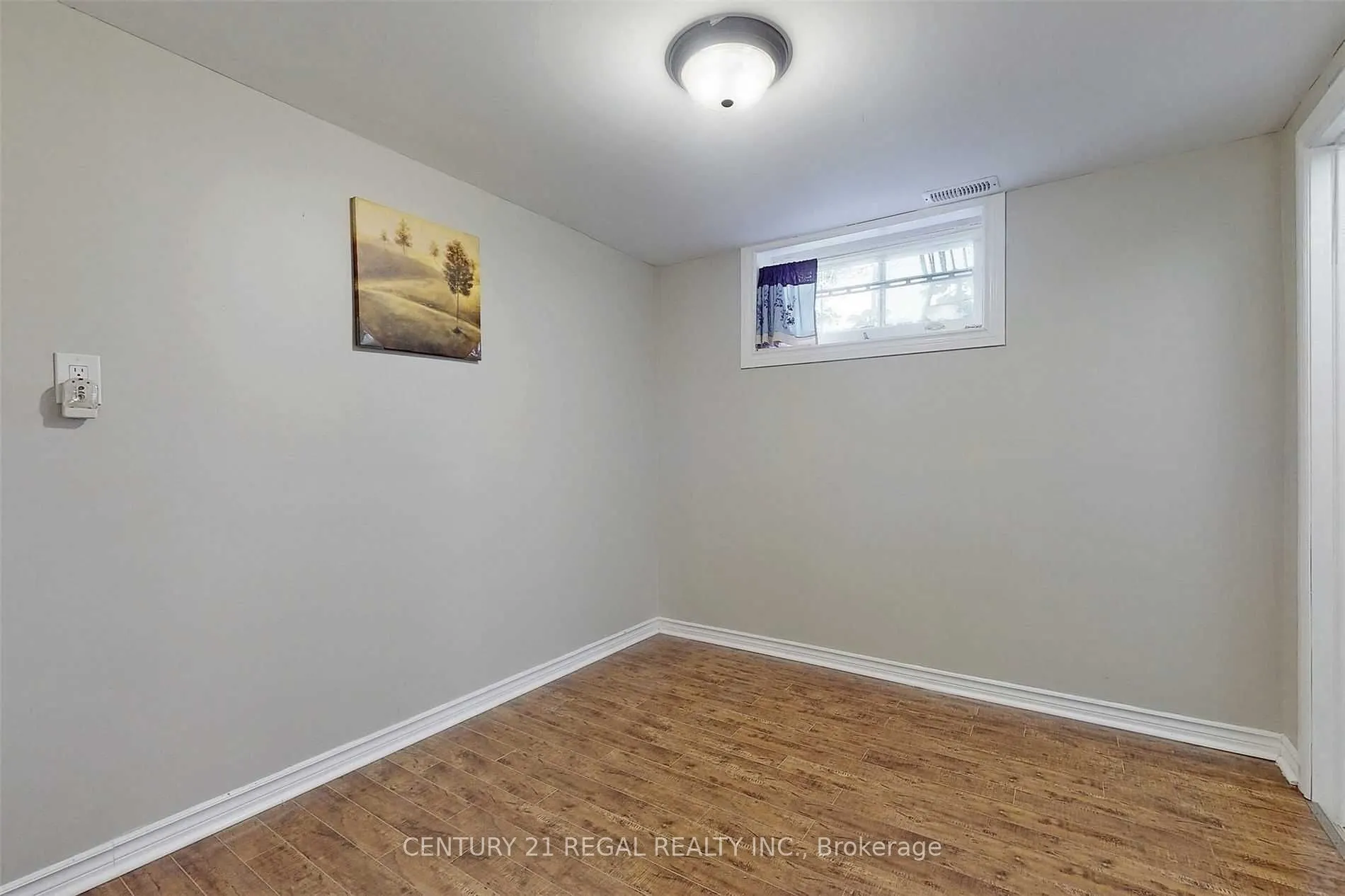 5 Stevenvale Drive, #Lower