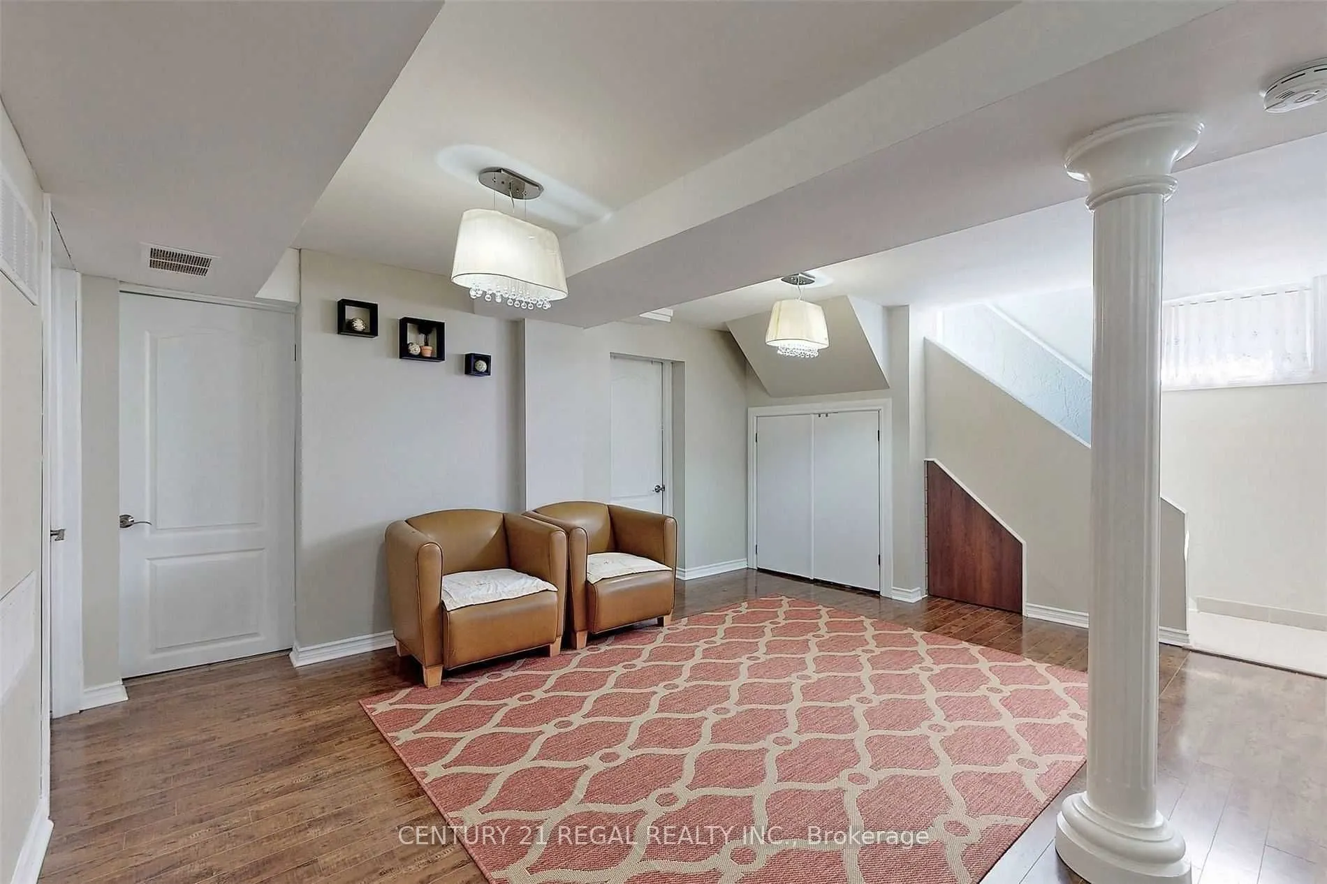 5 Stevenvale Drive, #Lower