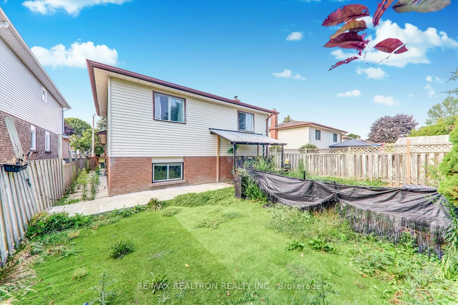 5 Hartsfield Drive
