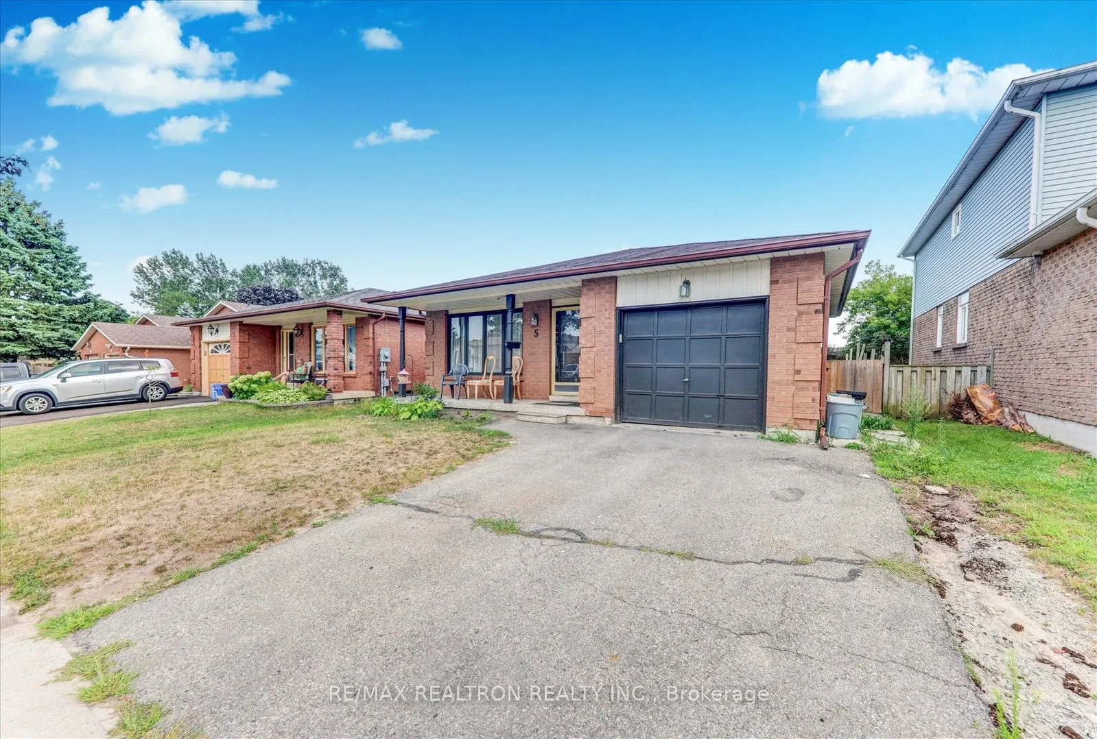 5 Hartsfield Drive