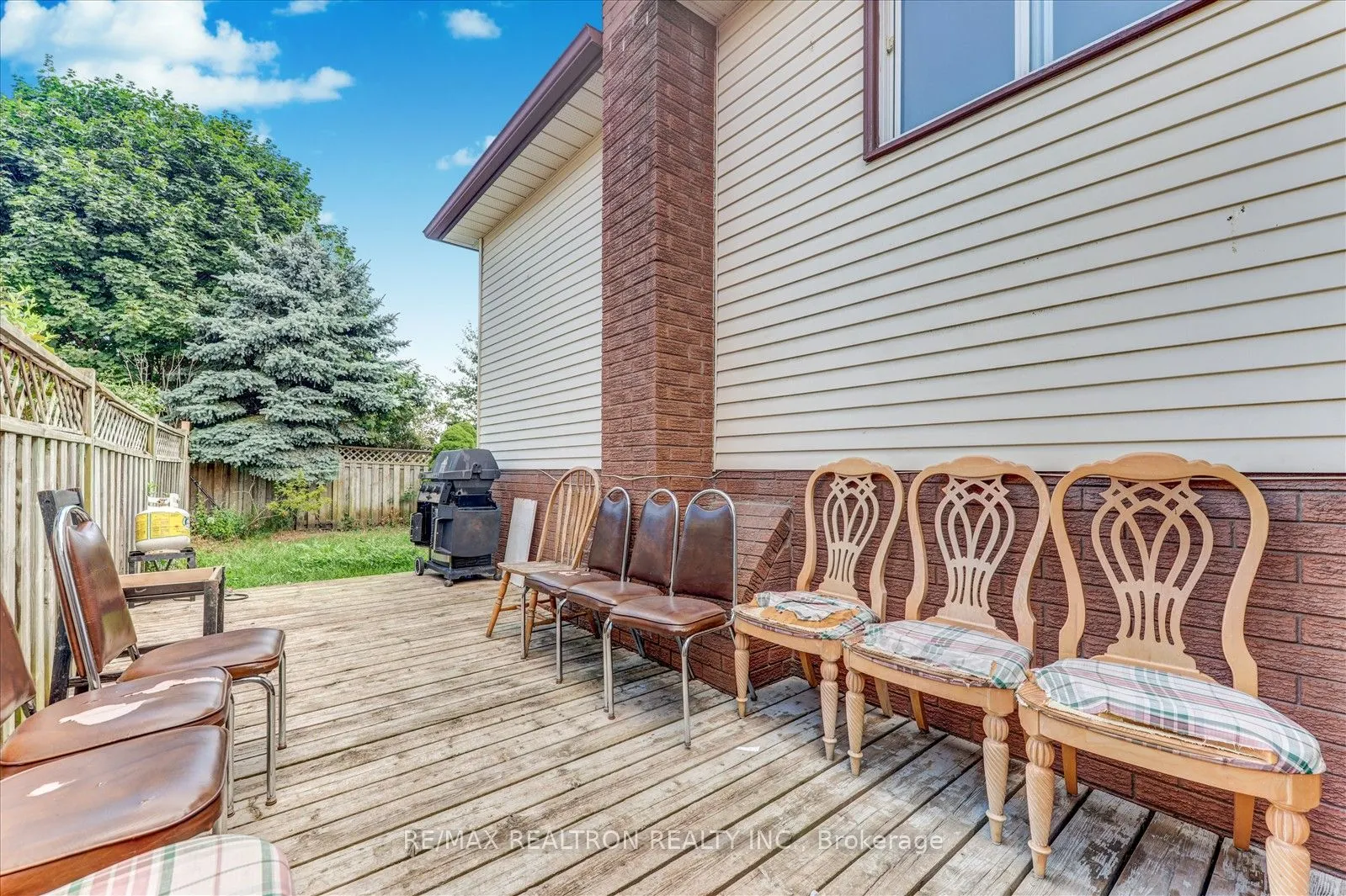 5 Hartsfield Drive