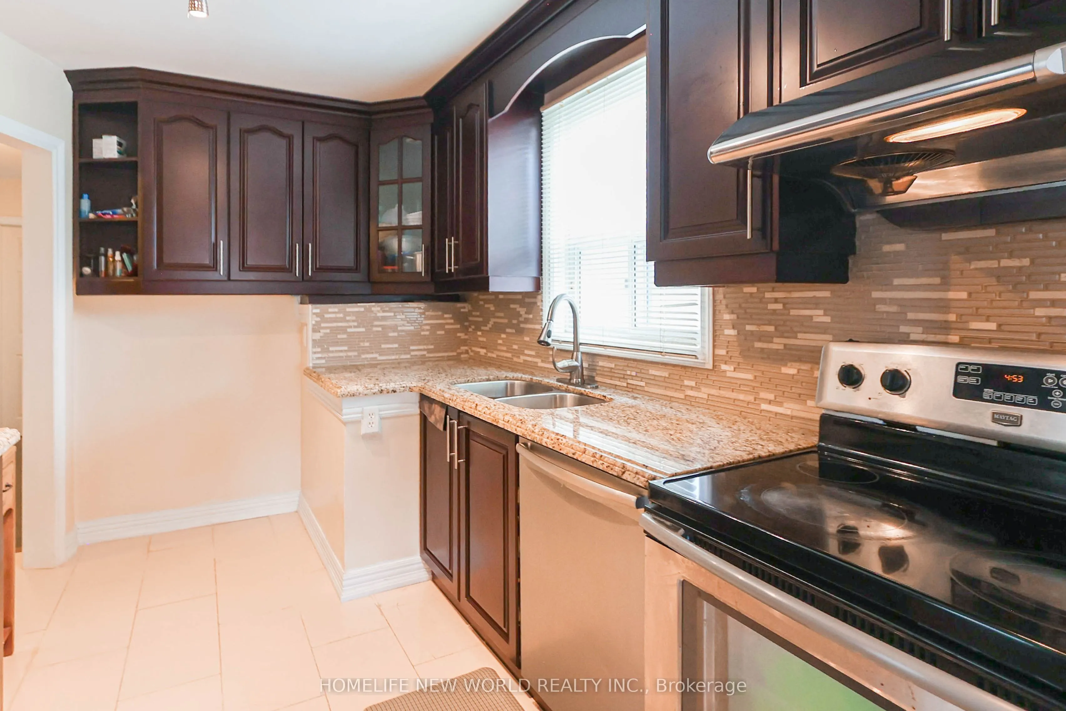34 Greylawn Crescent