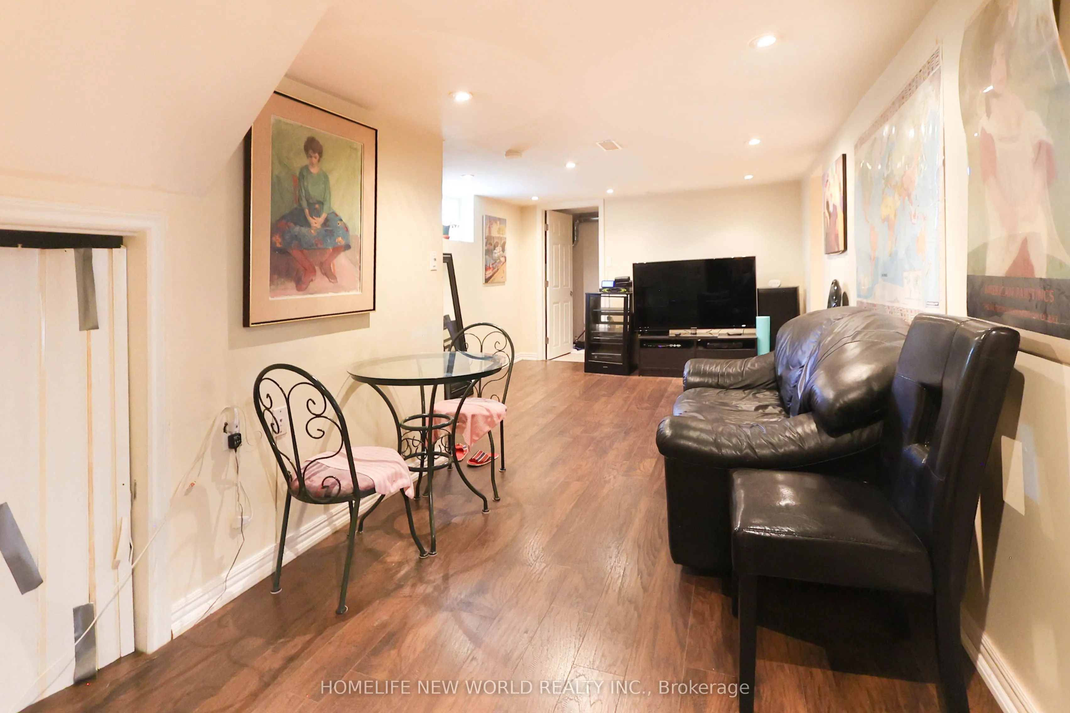 34 Greylawn Crescent
