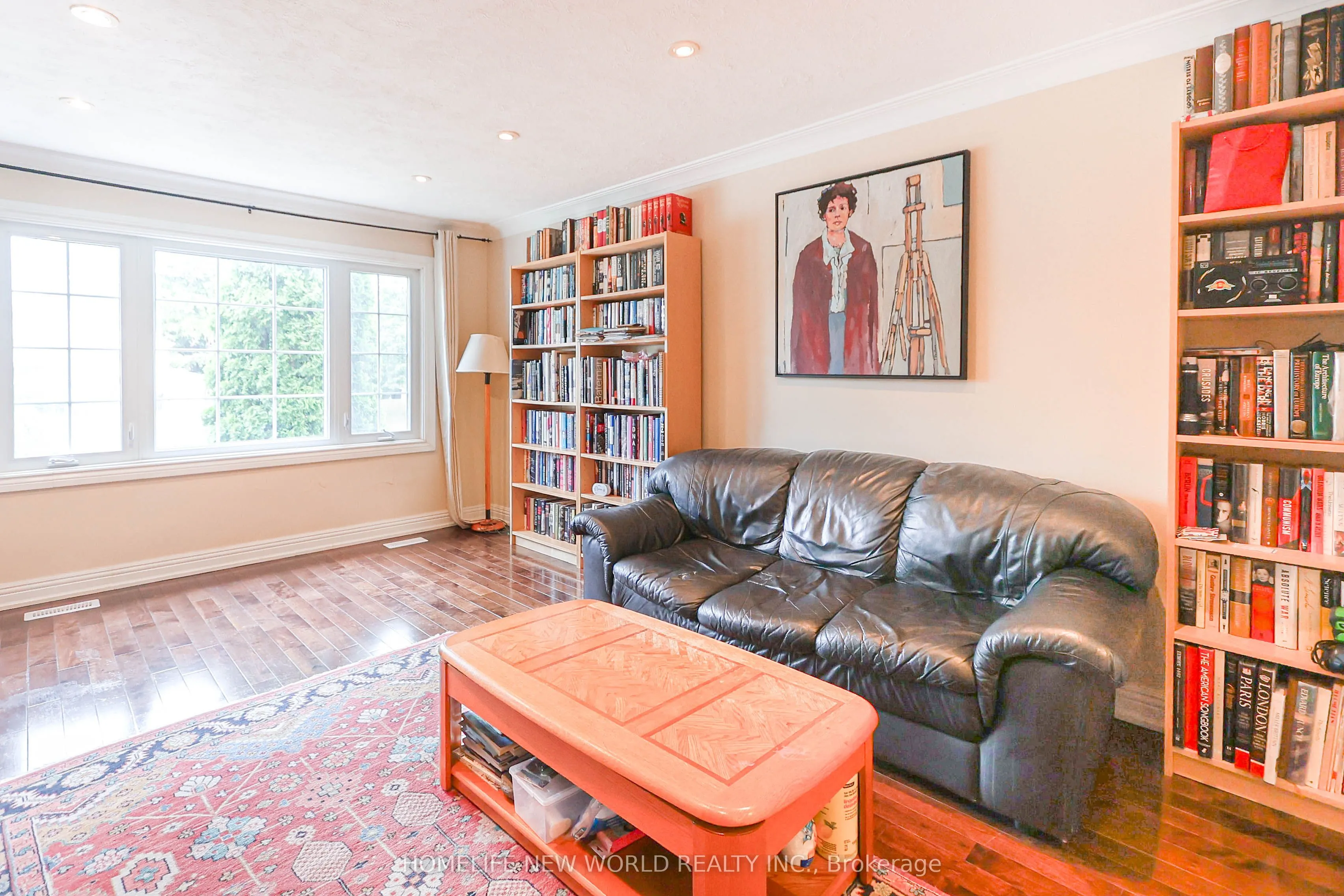 34 Greylawn Crescent