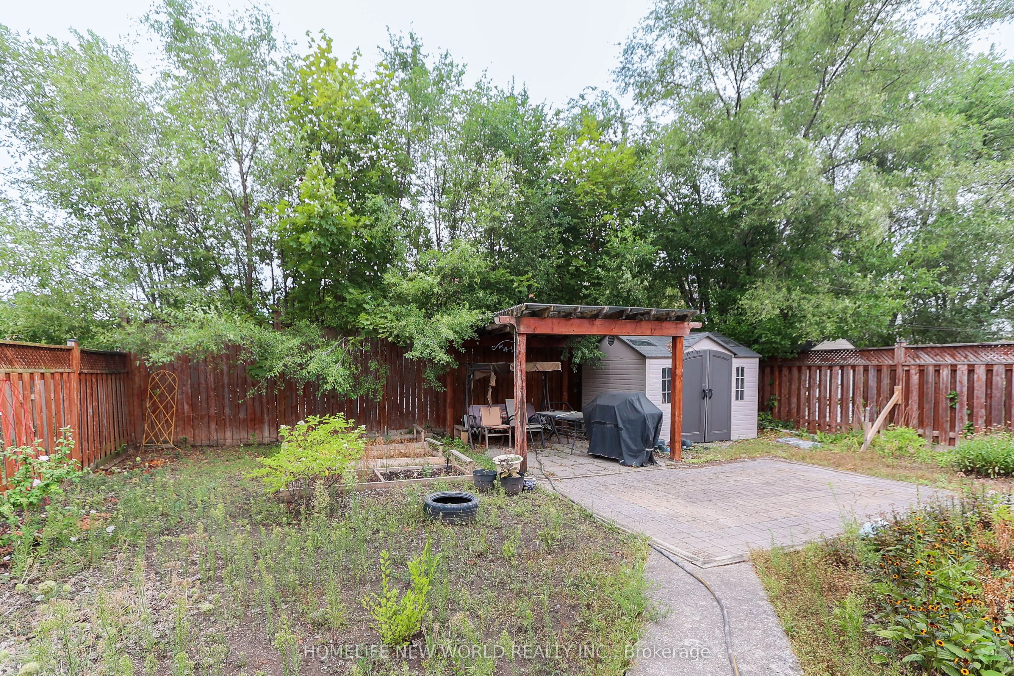 34 Greylawn Crescent