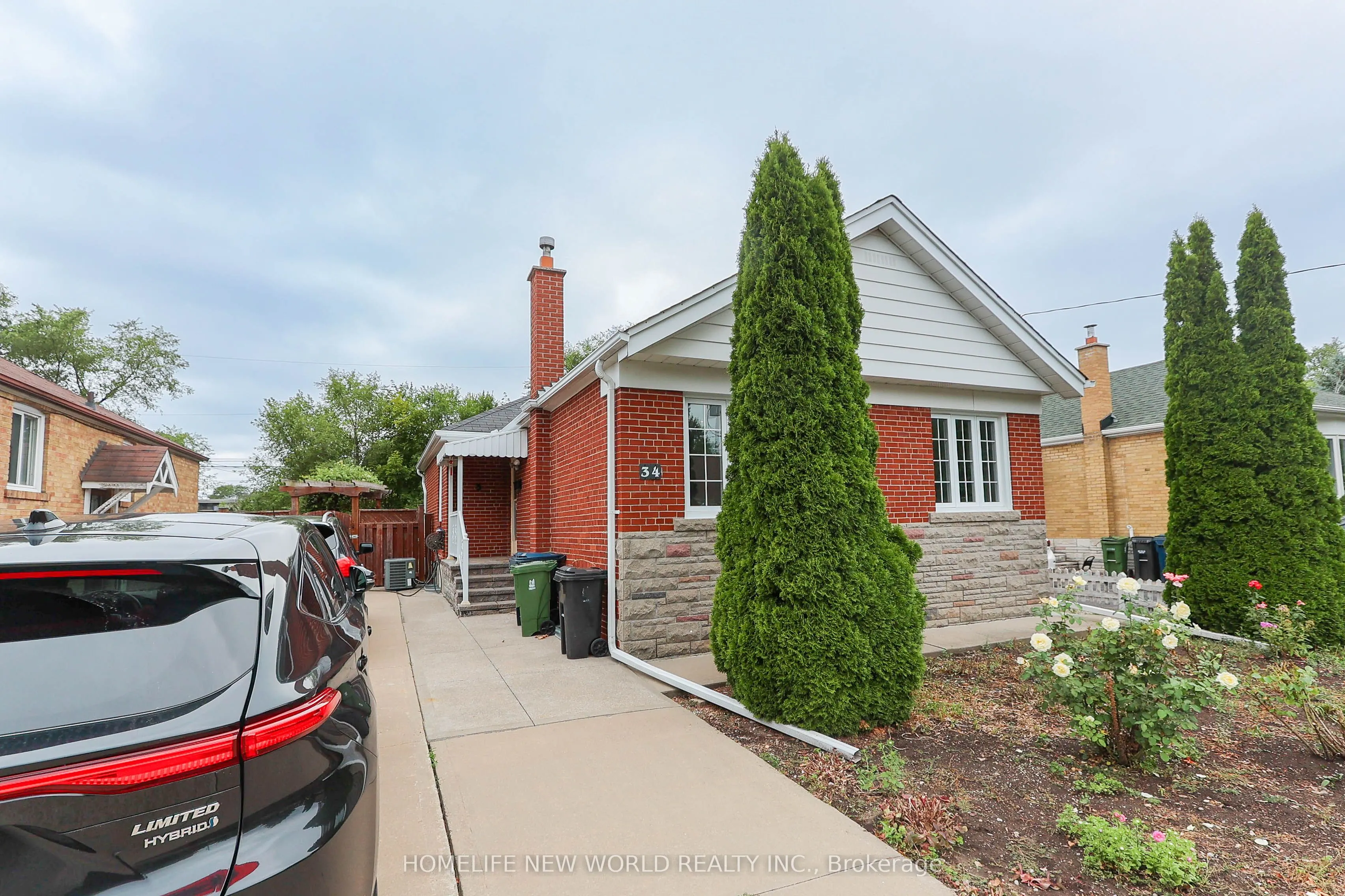 34 Greylawn Crescent