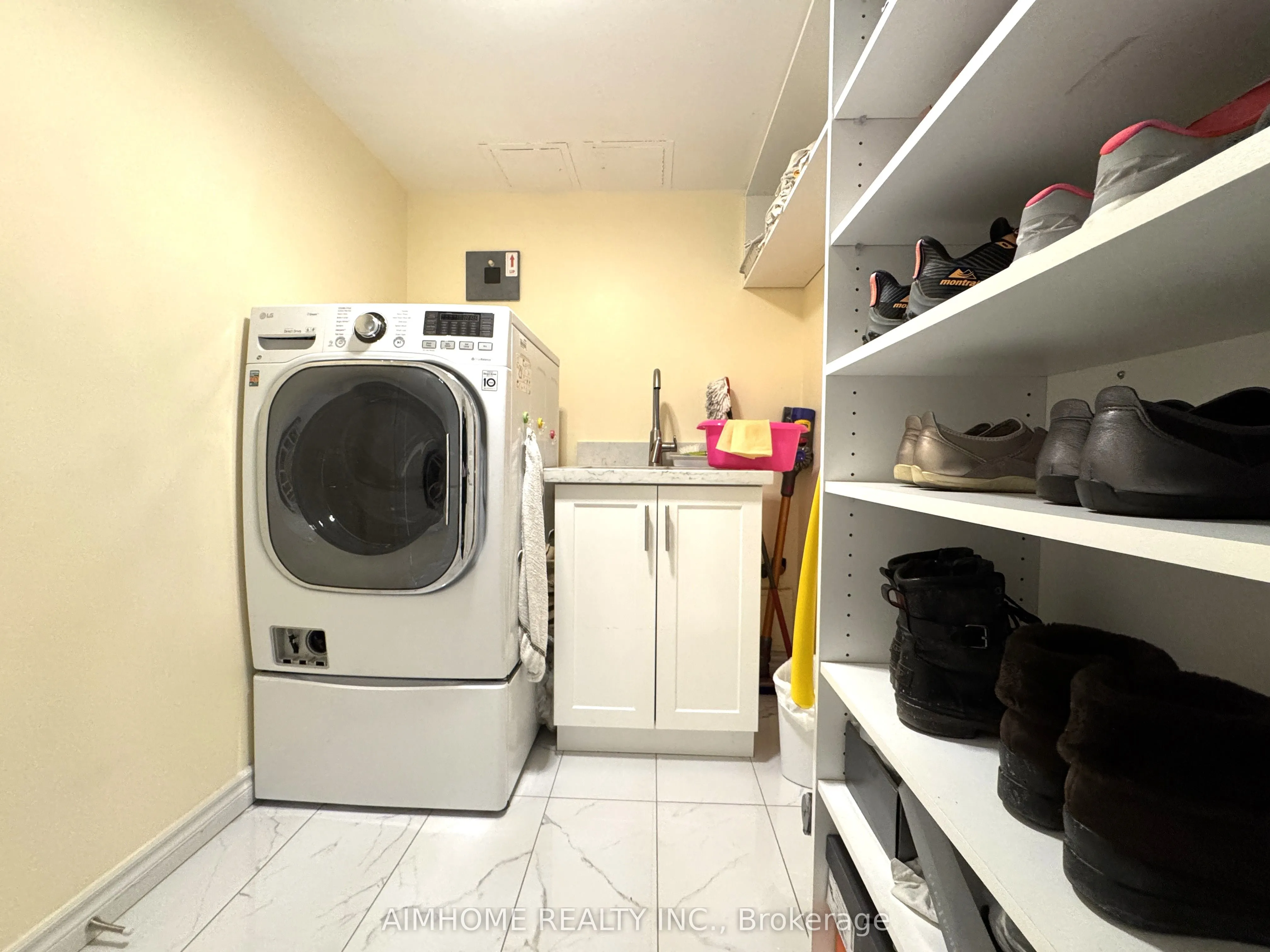 175 Bamburgh Circle, #404