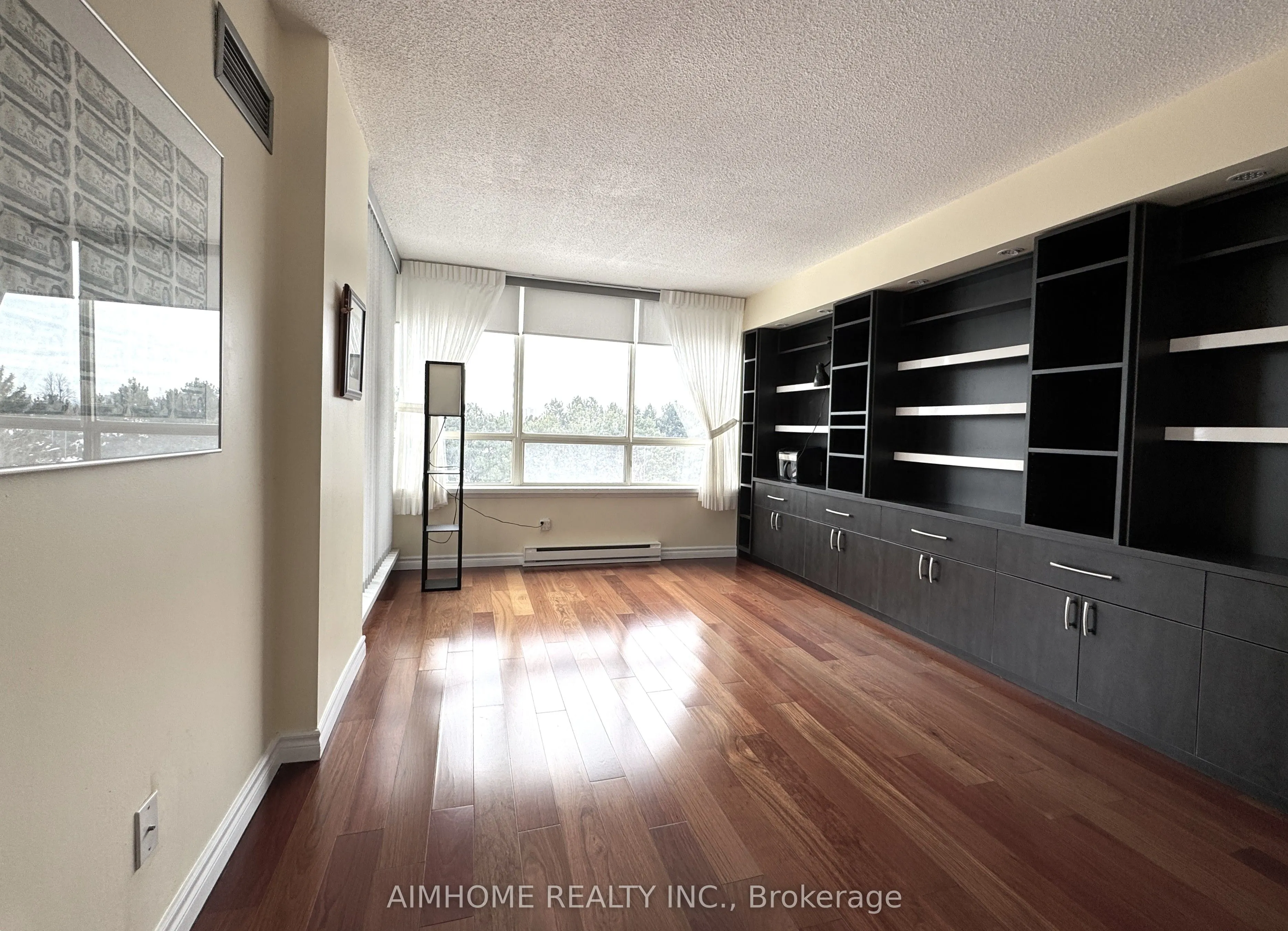 175 Bamburgh Circle, #404