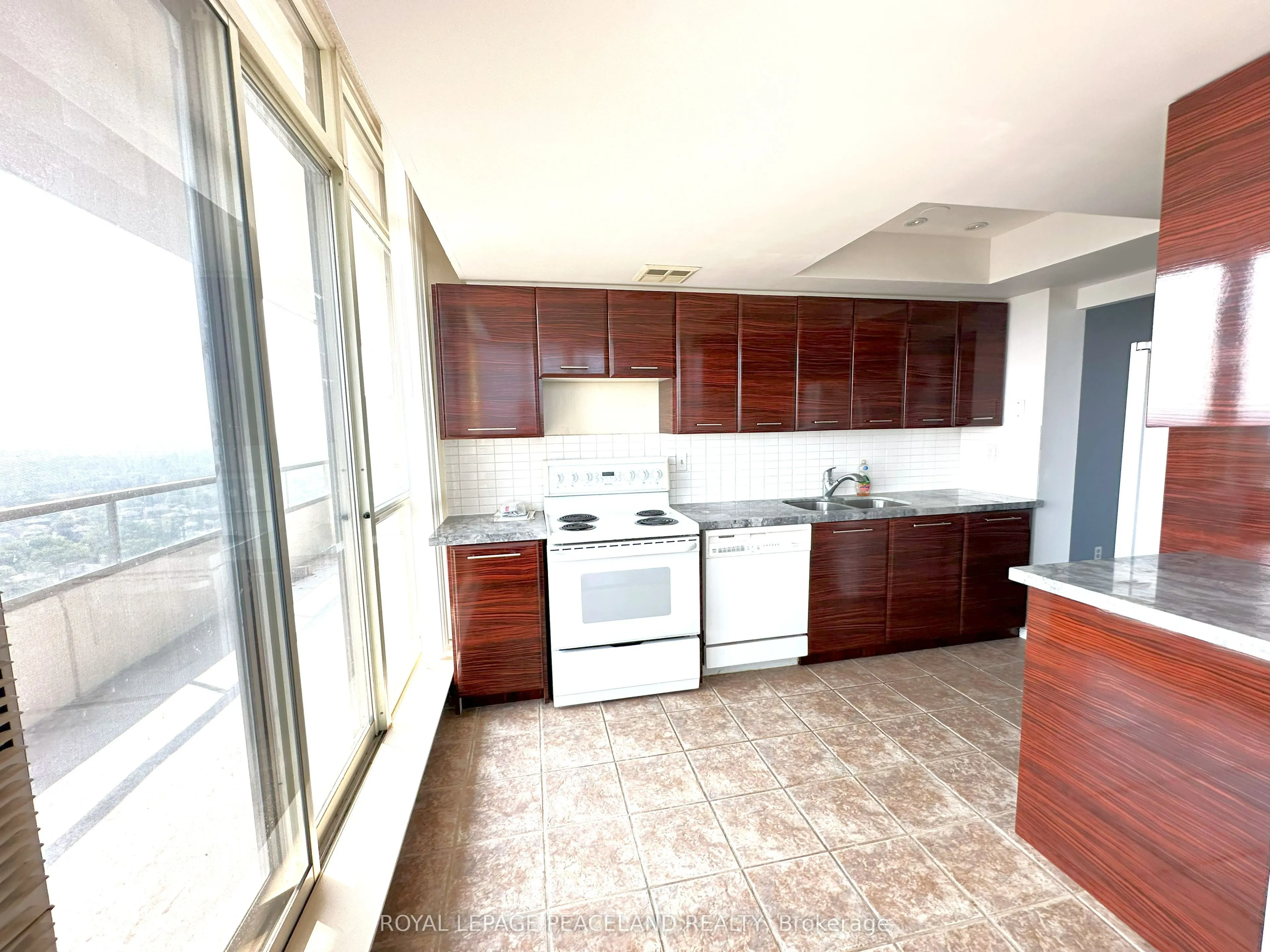 3 Greystone Walk Drive, #PH29