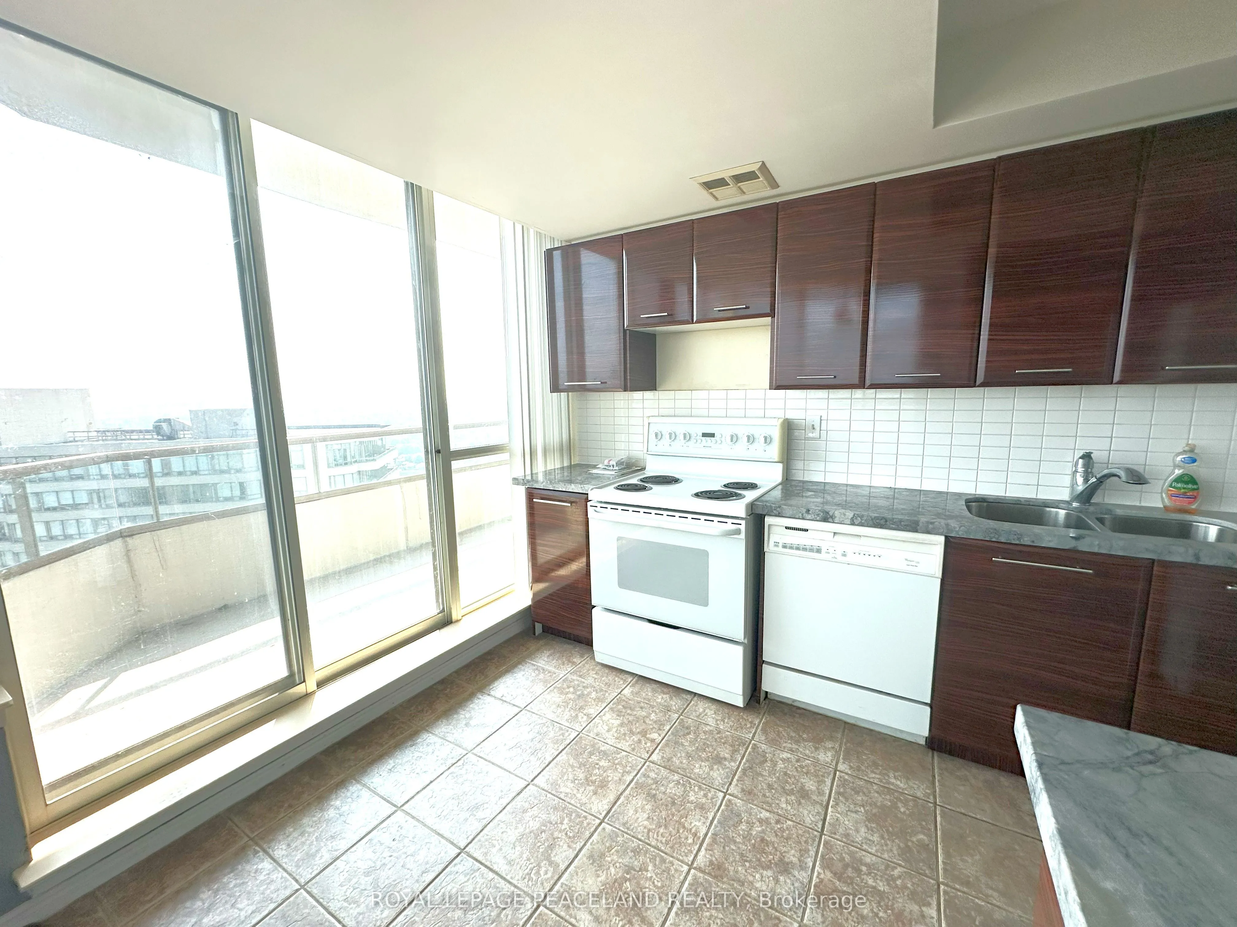 3 Greystone Walk Drive, #PH29