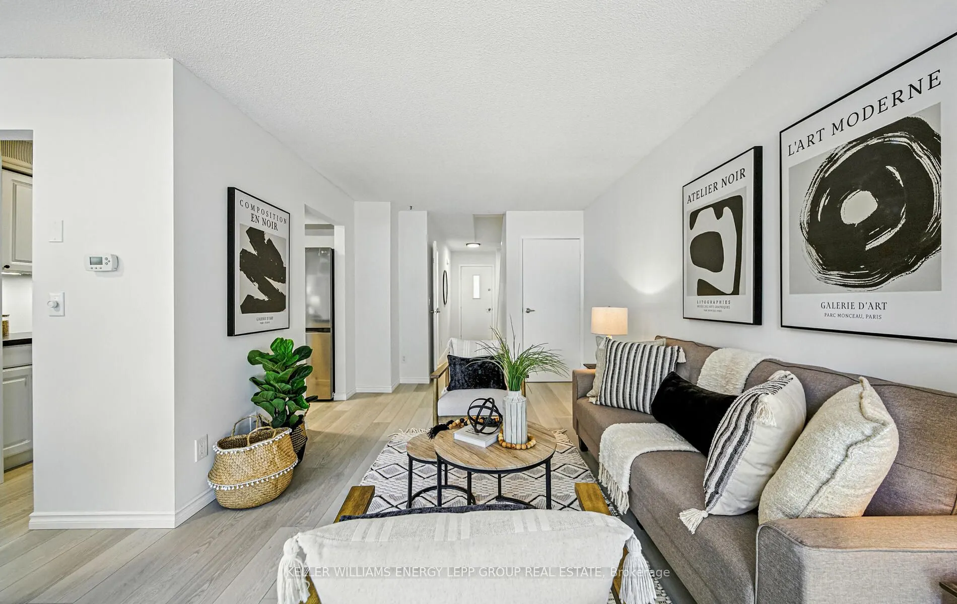 945 Burns Street W, #9