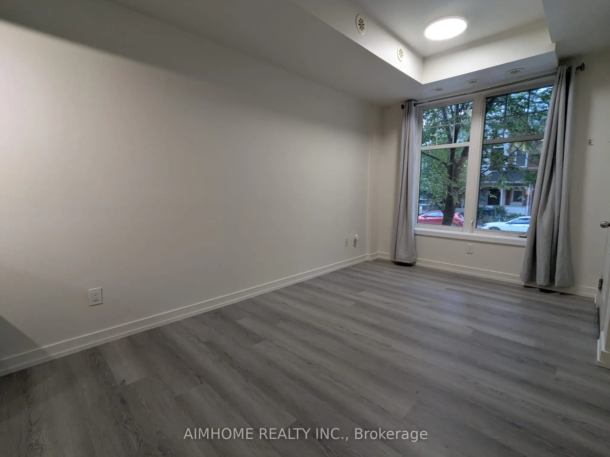 140 Broadview Avenue, #40