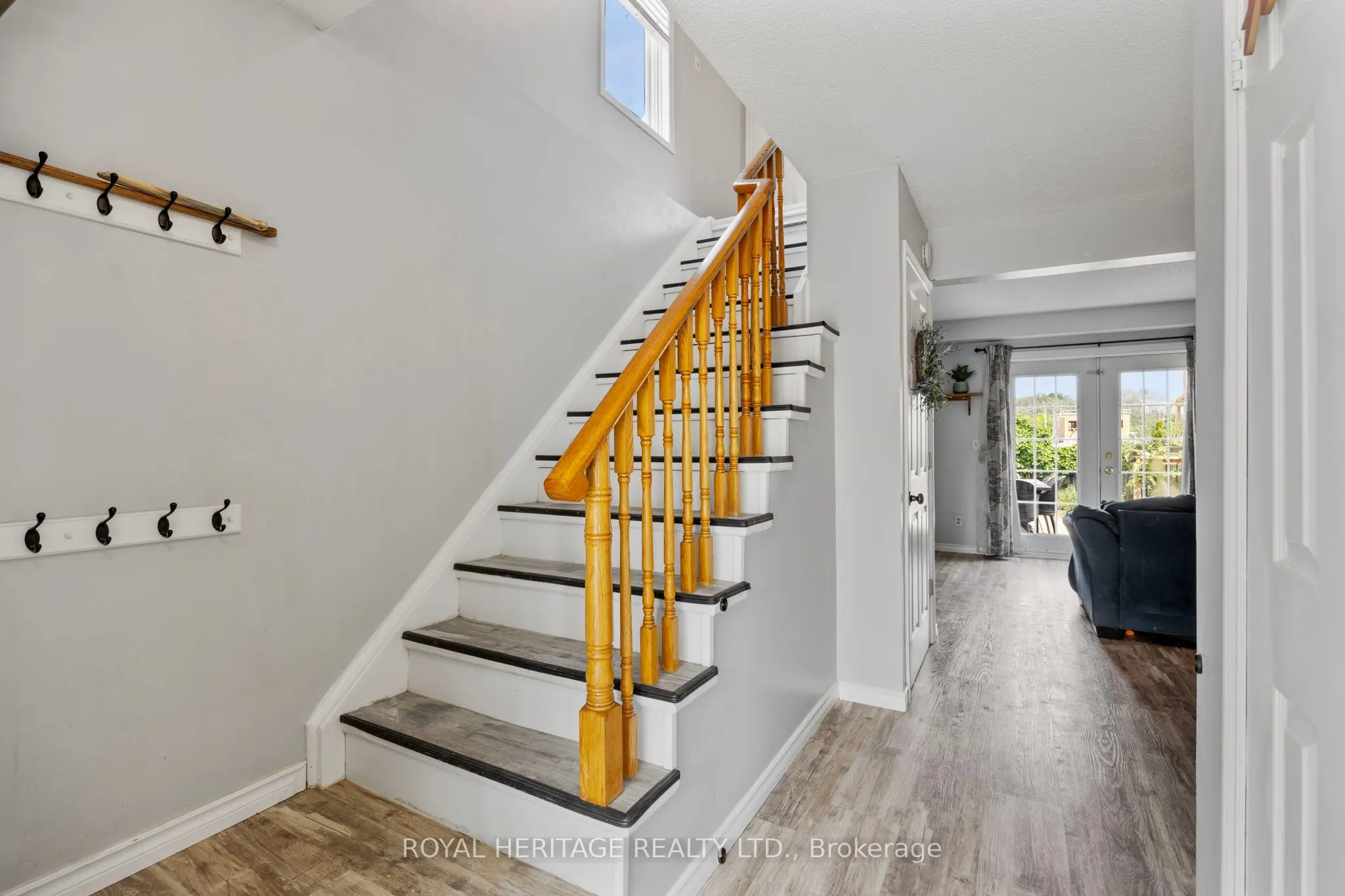 1471 Connery Crescent