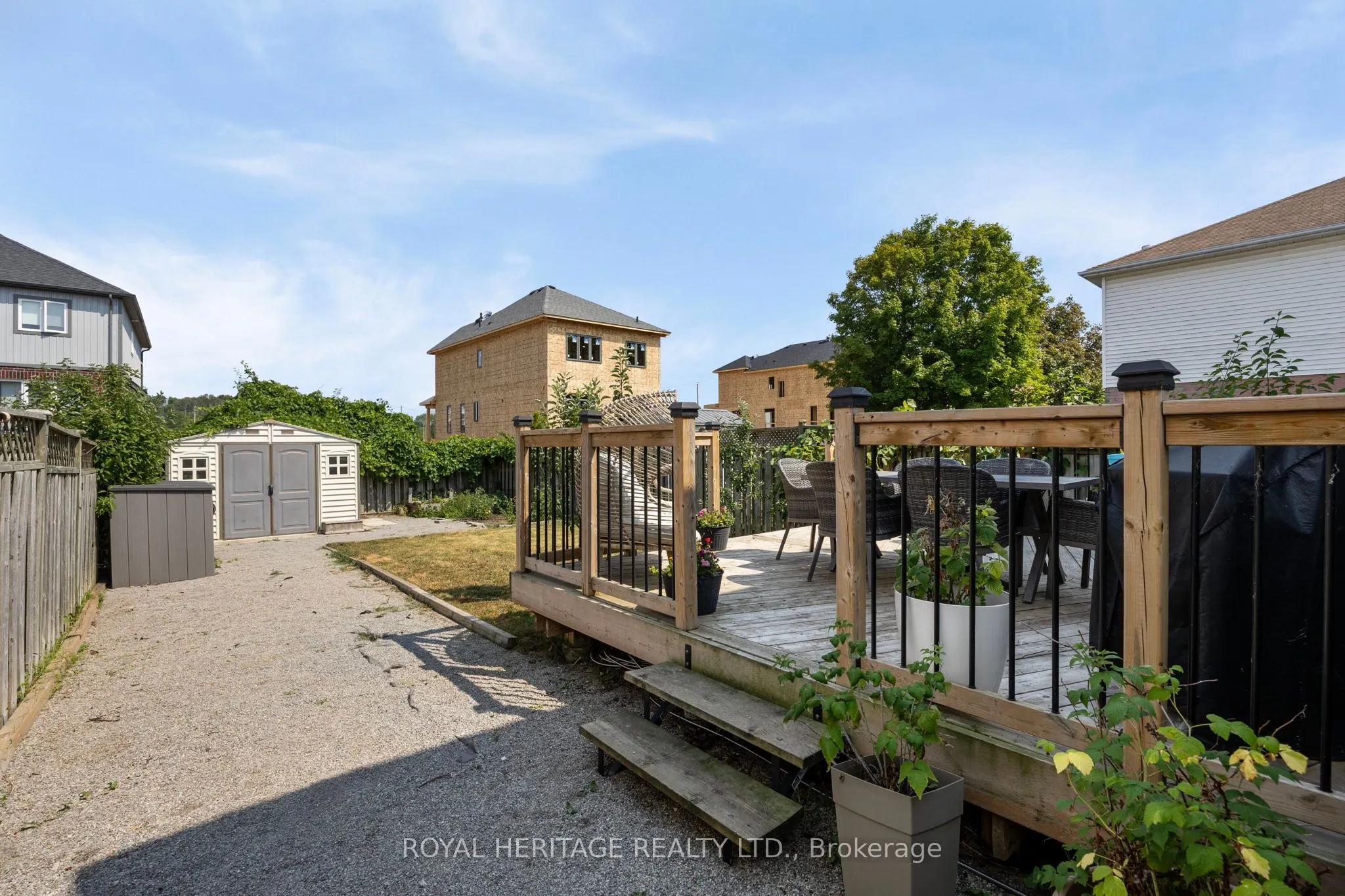 1471 Connery Crescent