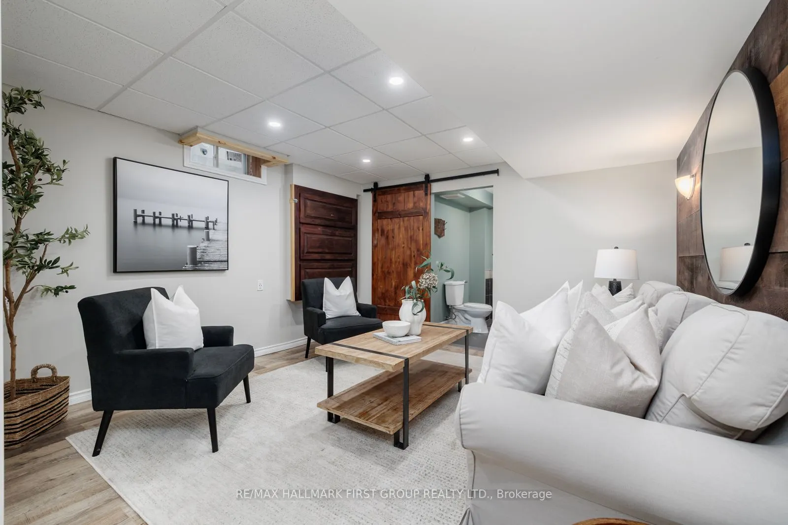 23 Sidney Rundle Avenue