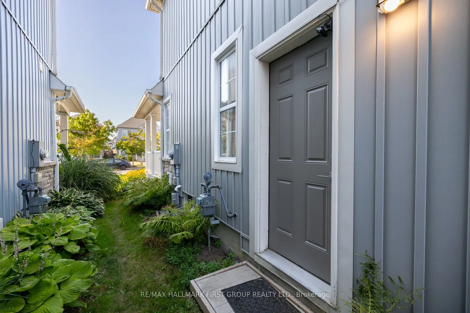 23 Sidney Rundle Avenue