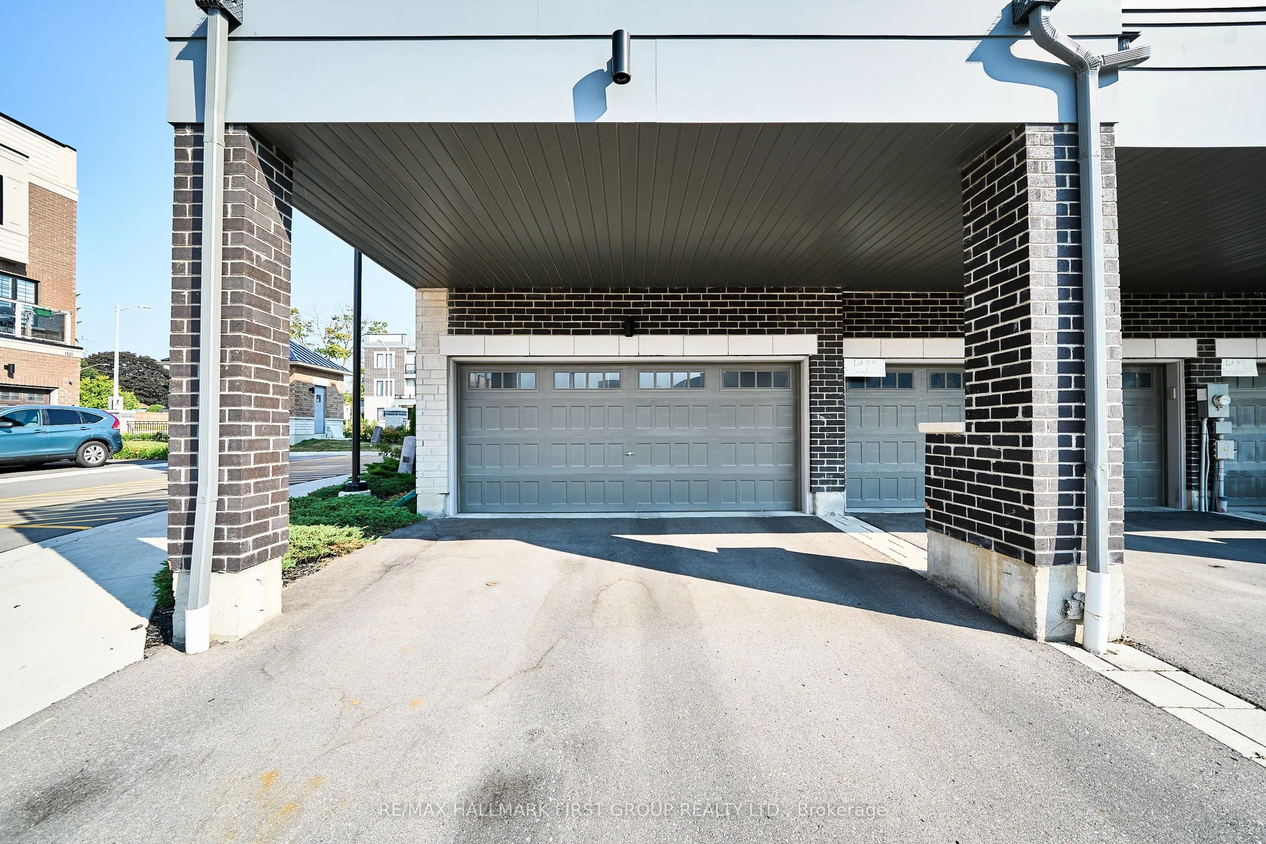 1 Clarington Boulevard