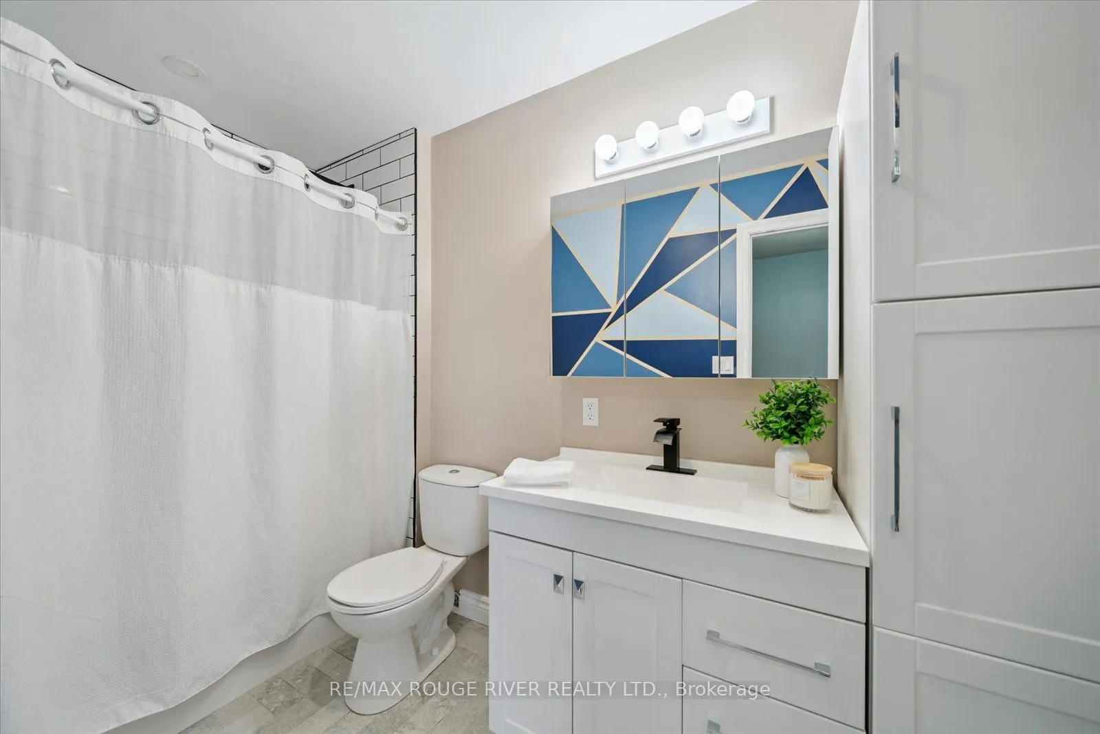 53 Eric Clarke Drive