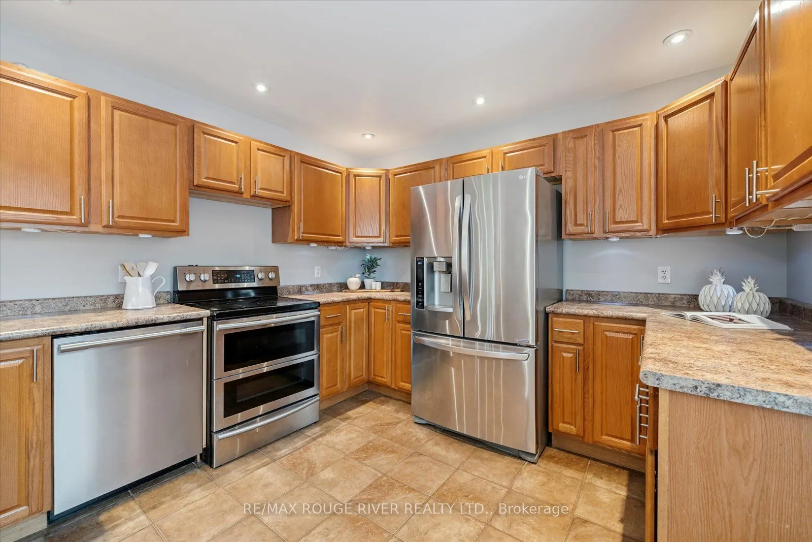 53 Eric Clarke Drive
