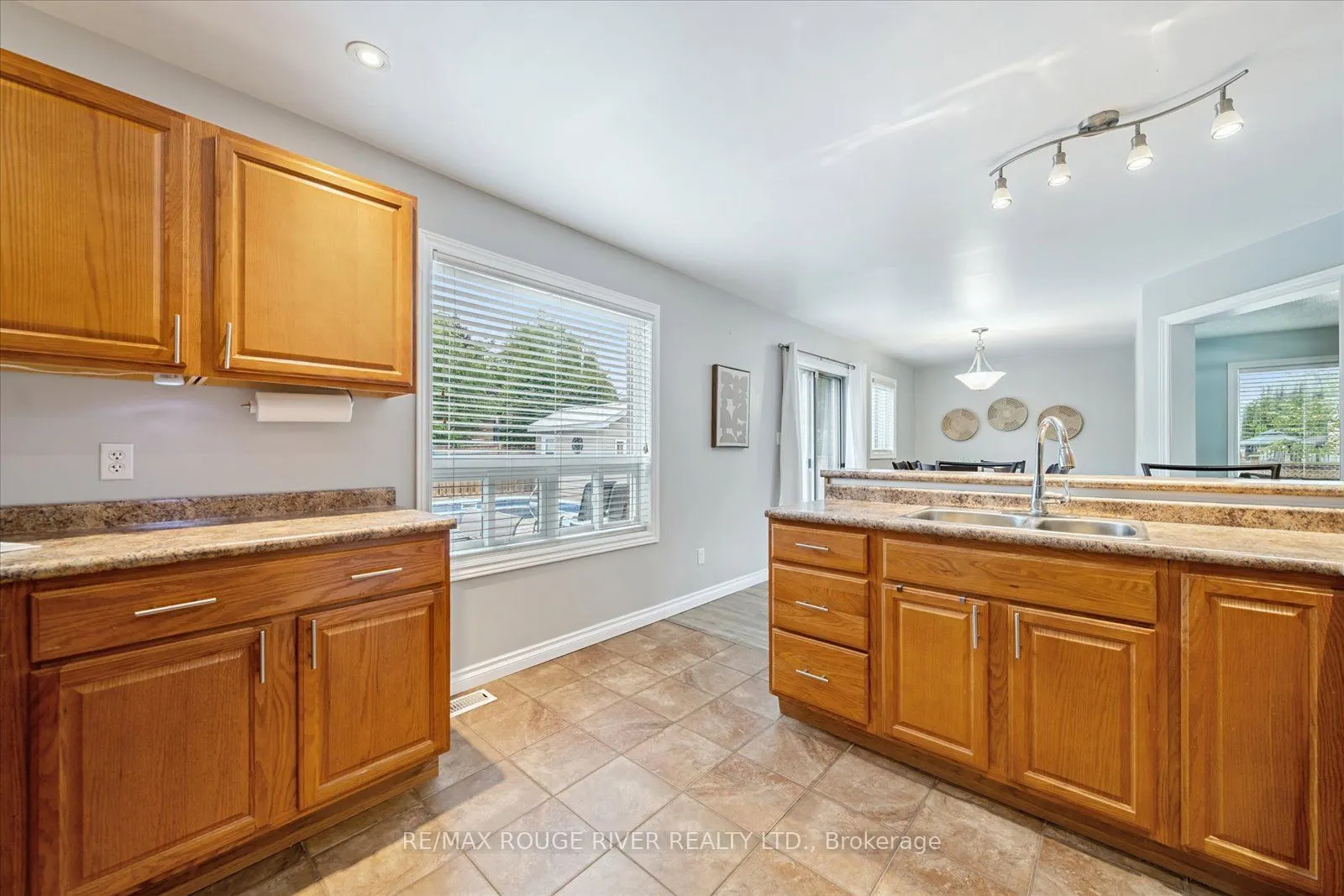 53 Eric Clarke Drive