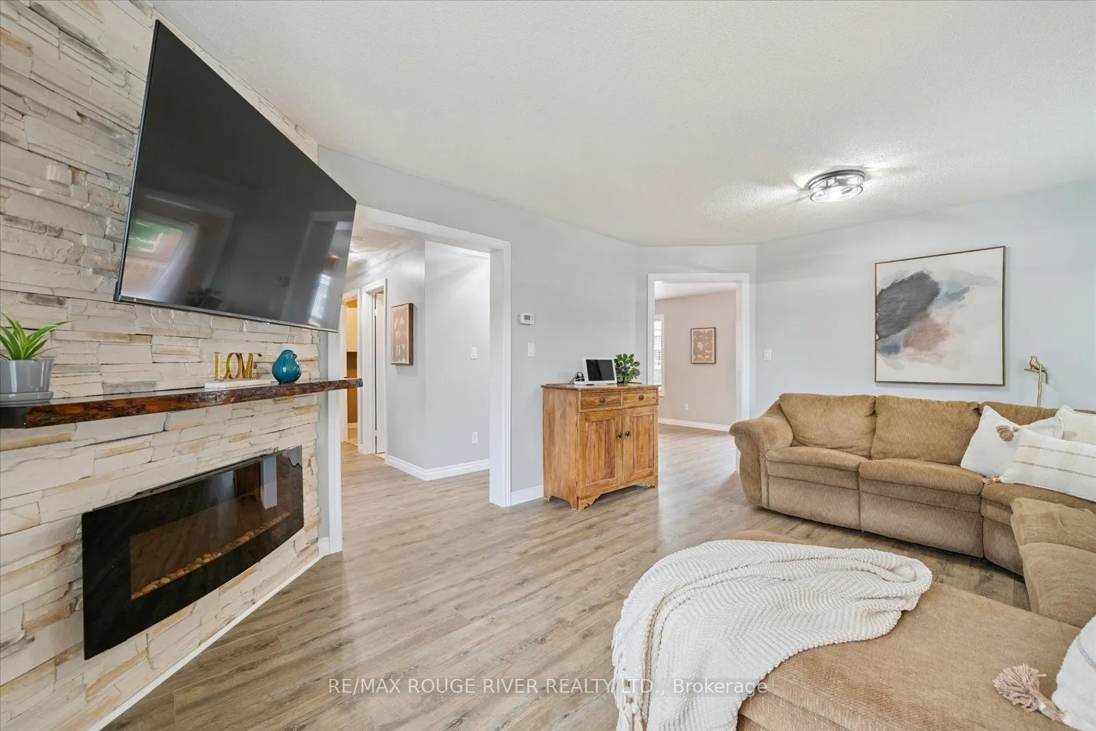 53 Eric Clarke Drive