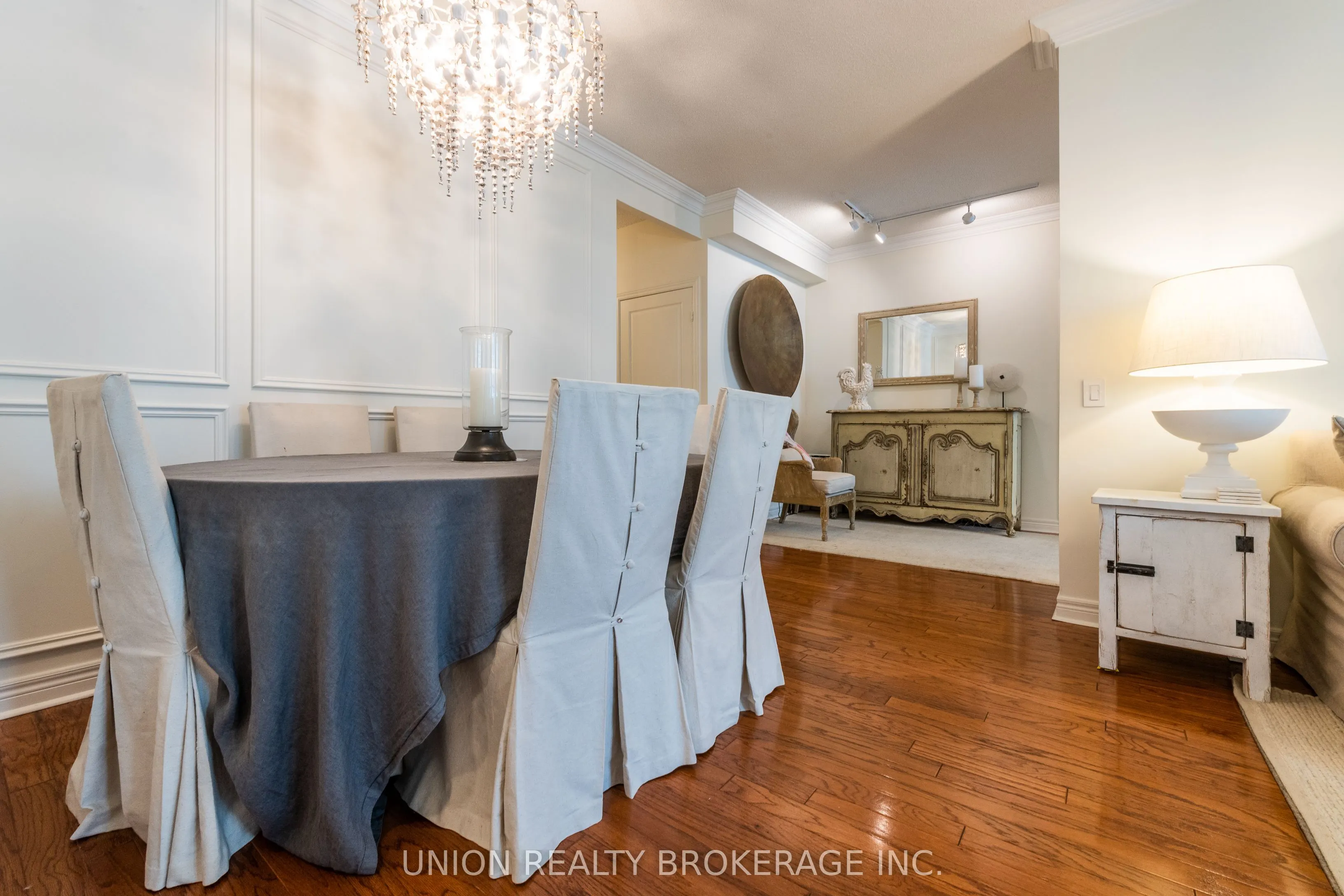 9 Boardwalk Drive, #225