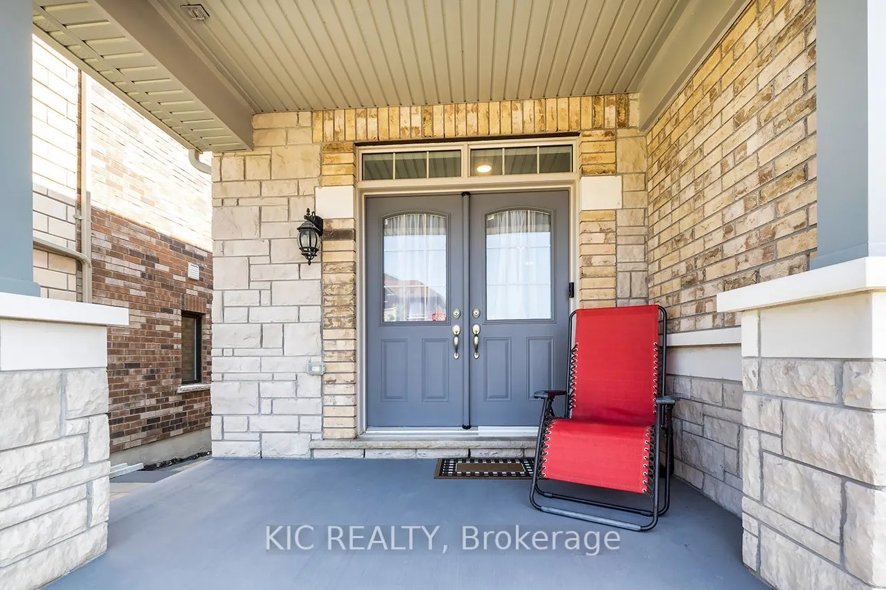135 Woolacott Lane