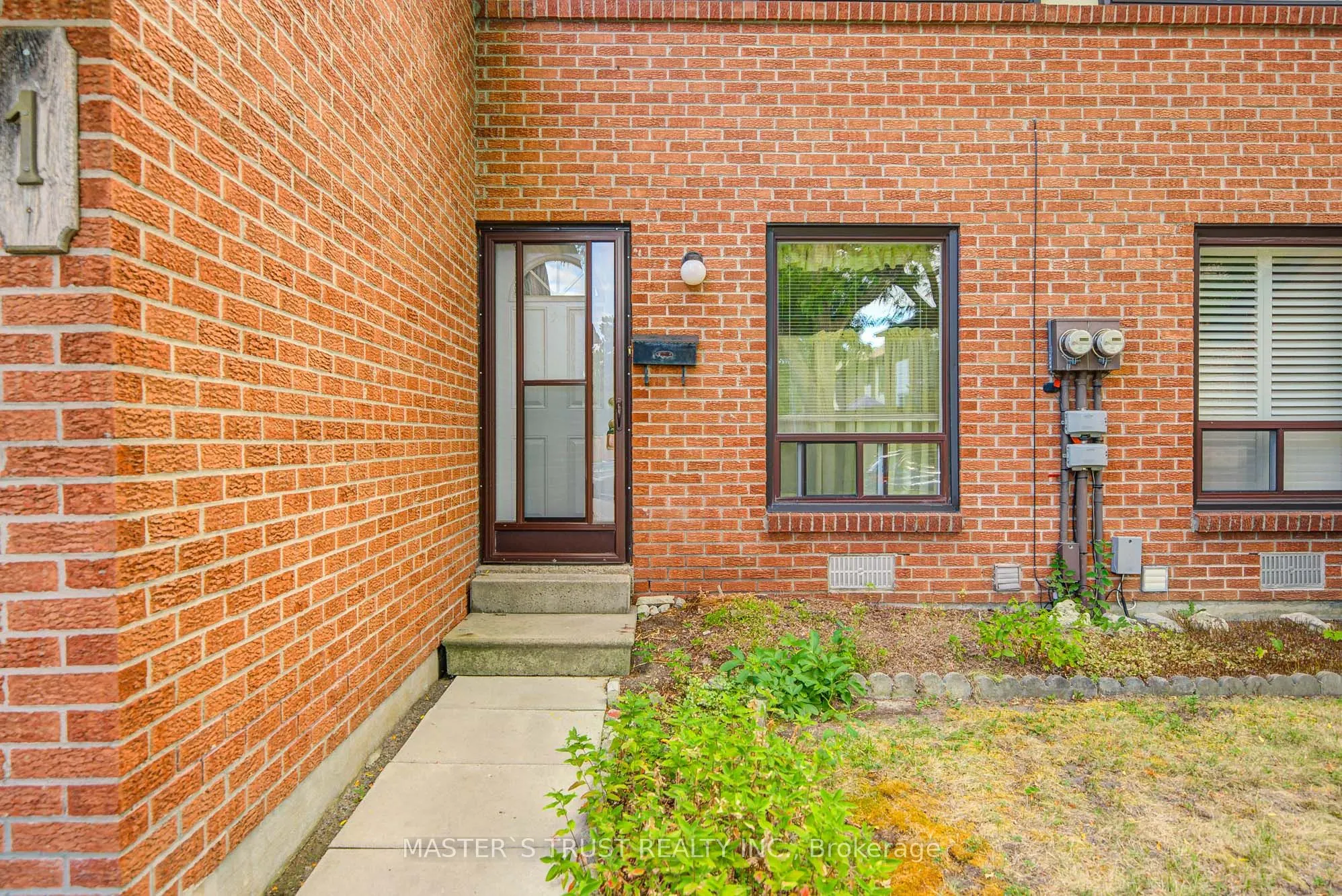 155 Glovers Road, #1