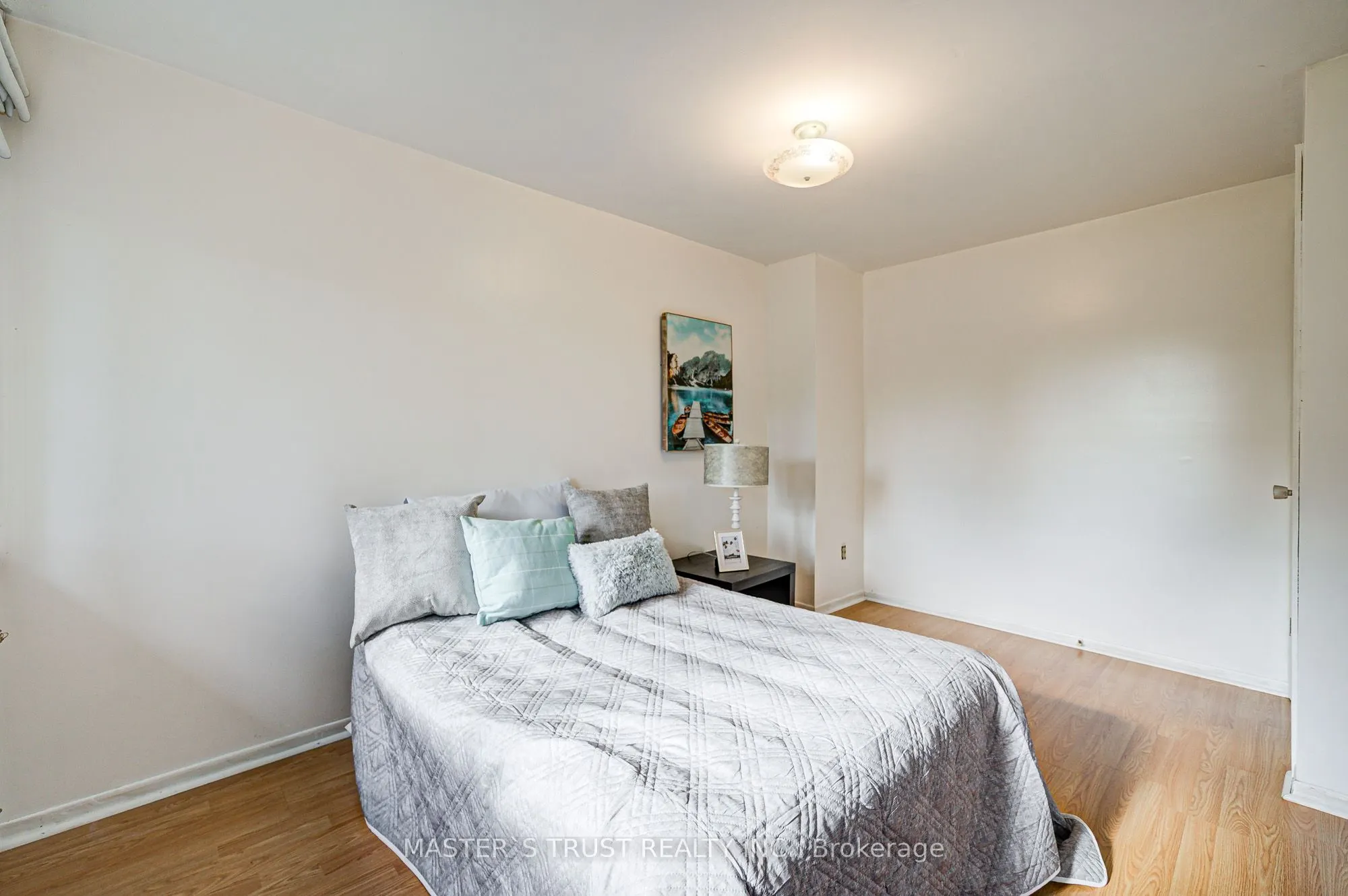 155 Glovers Road, #1