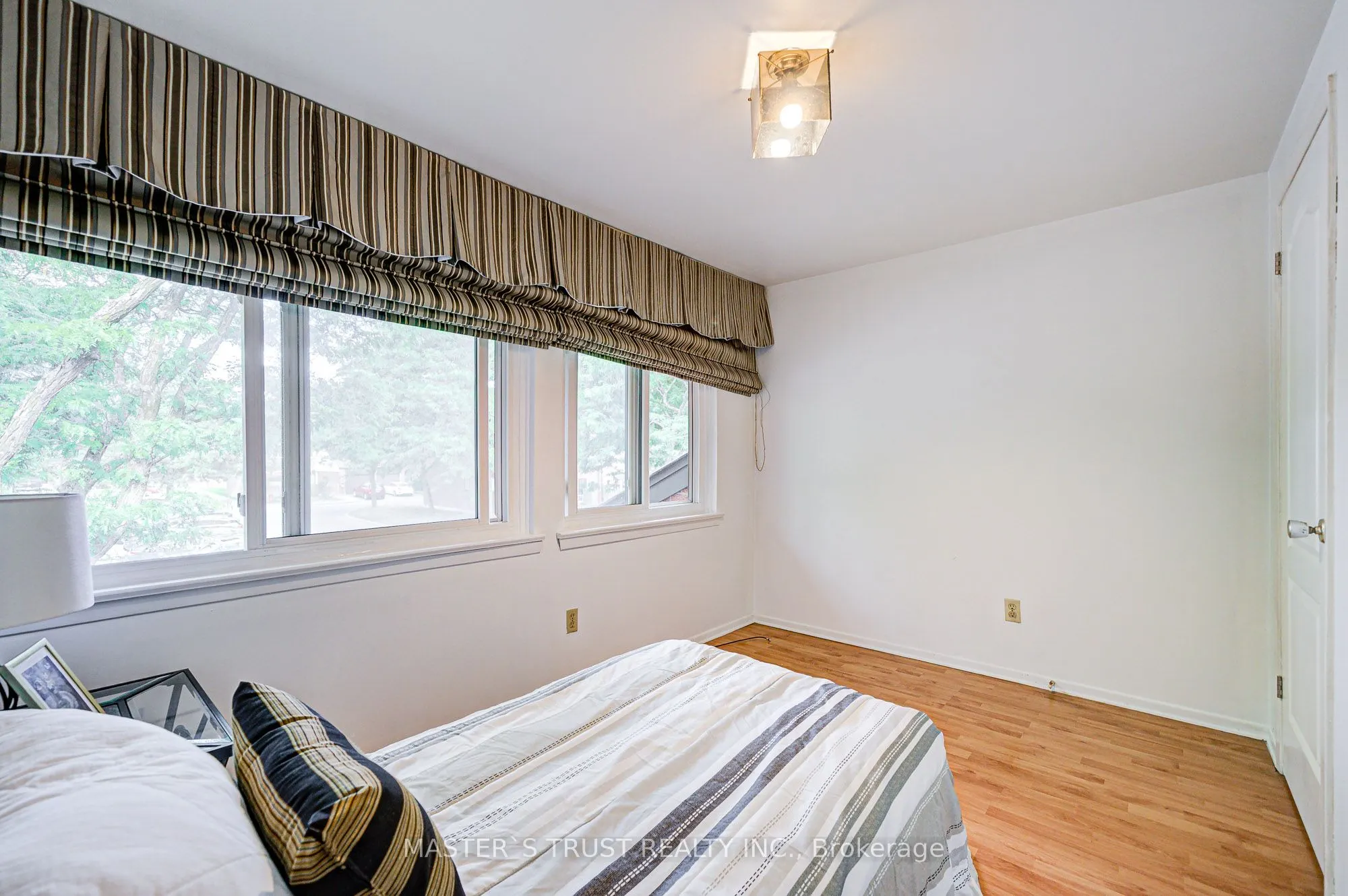 155 Glovers Road, #1