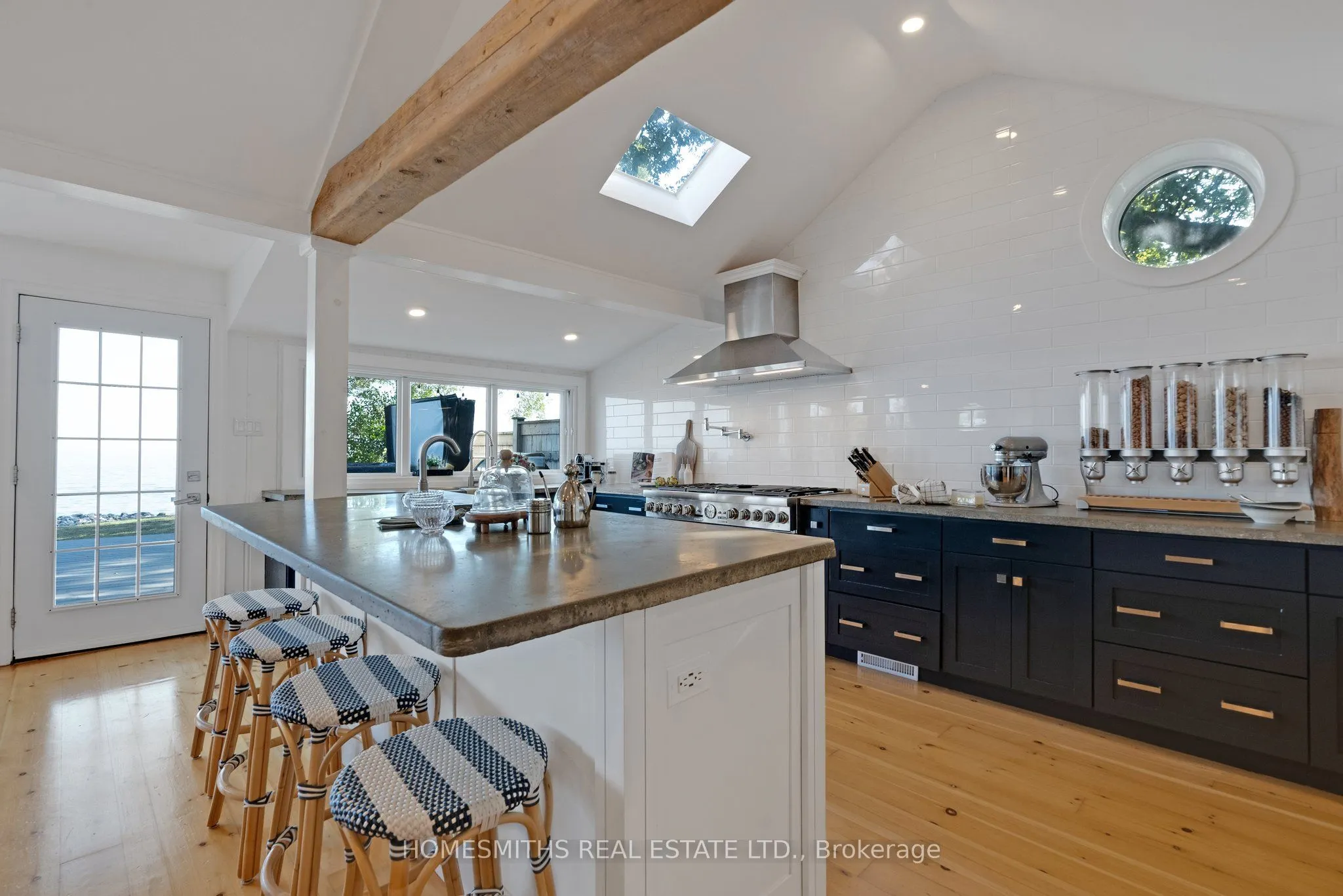 141 Cedar Crest Beach Road