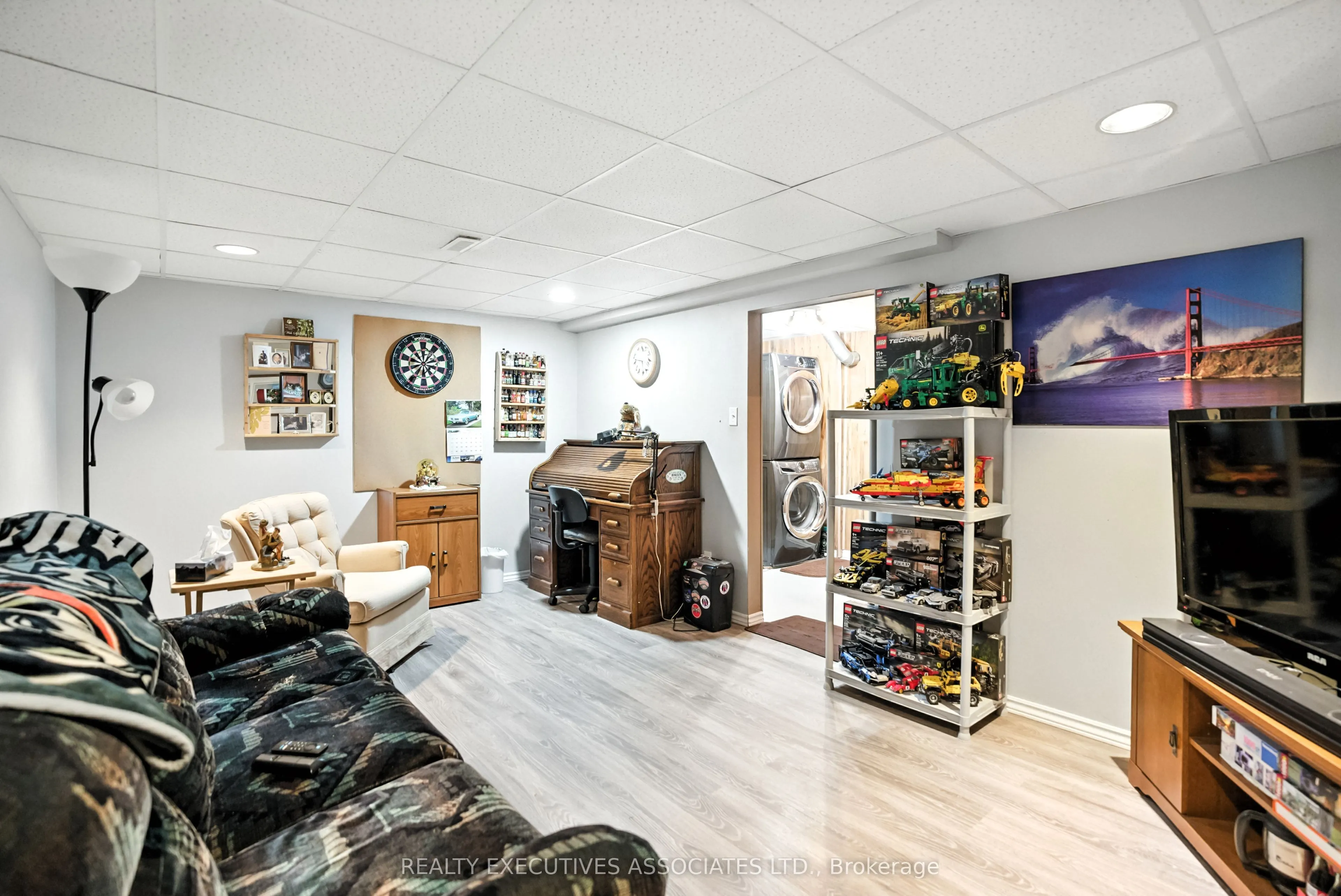 77B Queen Street