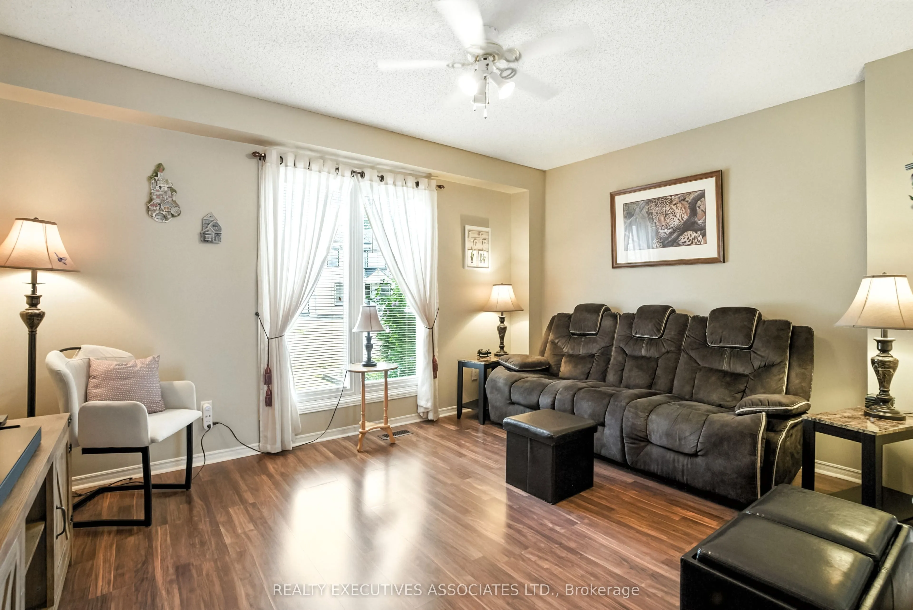 77B Queen Street