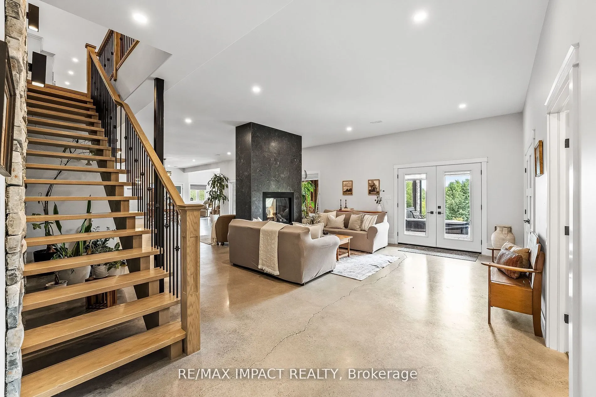2132 Newtonville Road