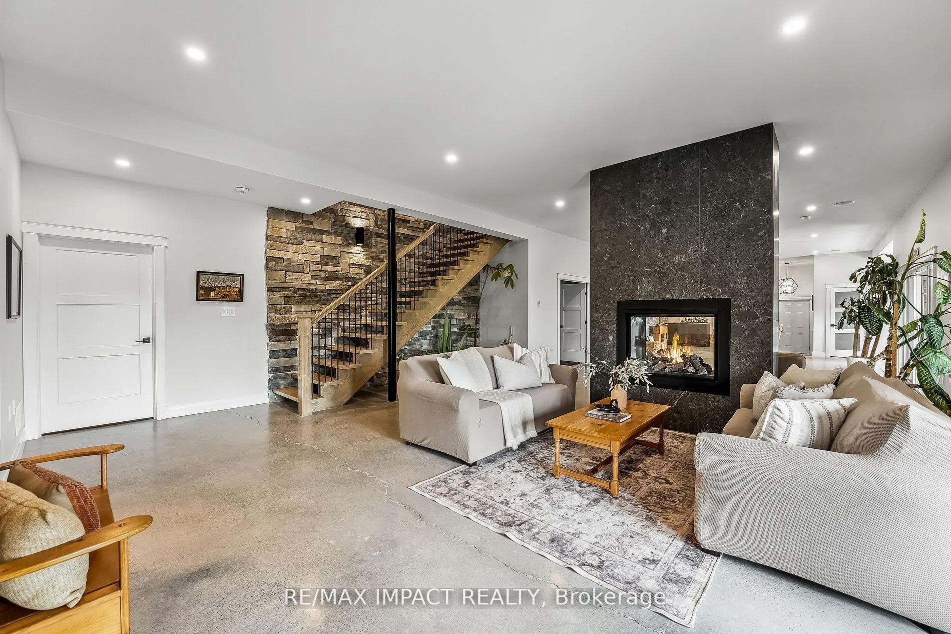 2132 Newtonville Road