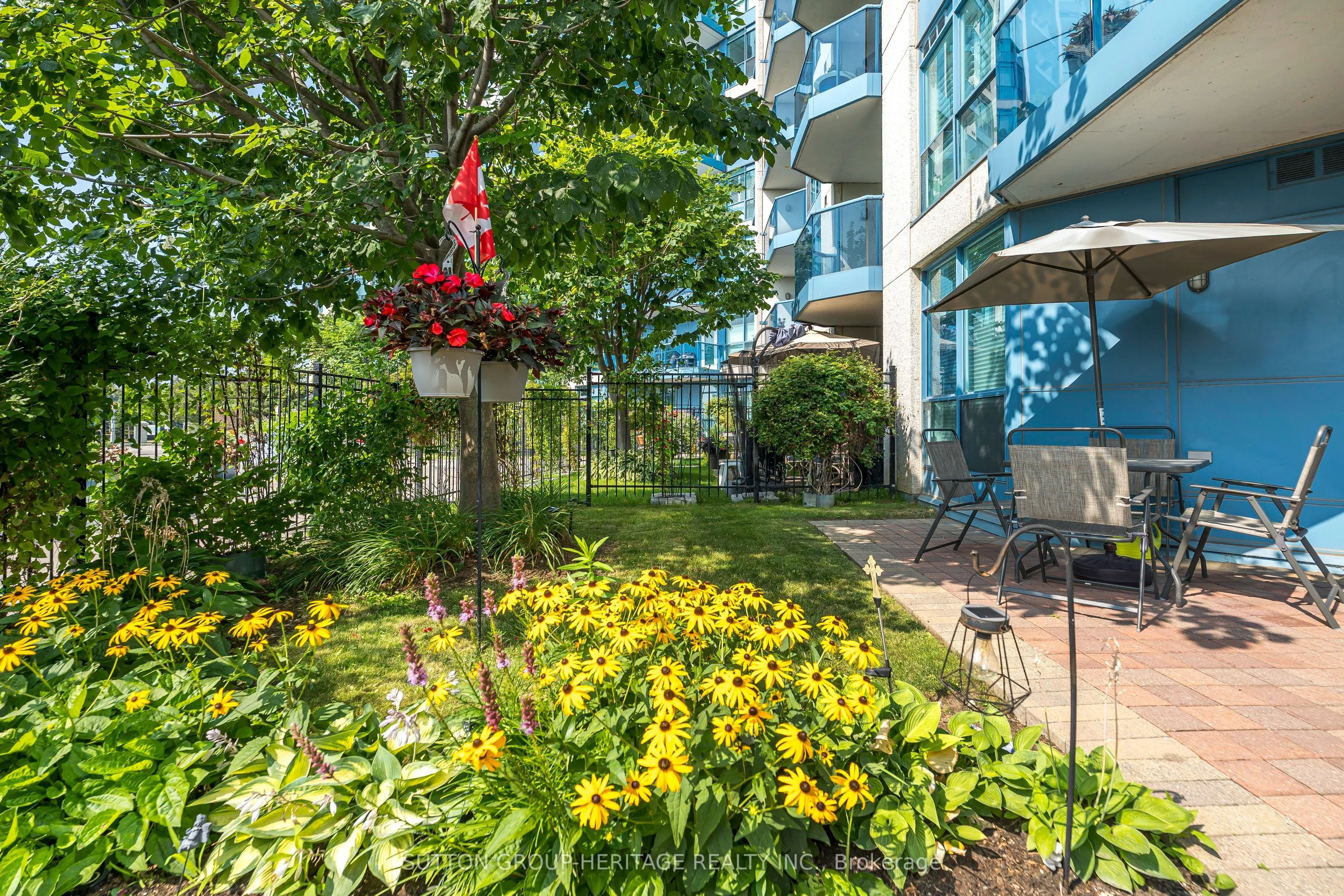 340 Watson Street W, #A02