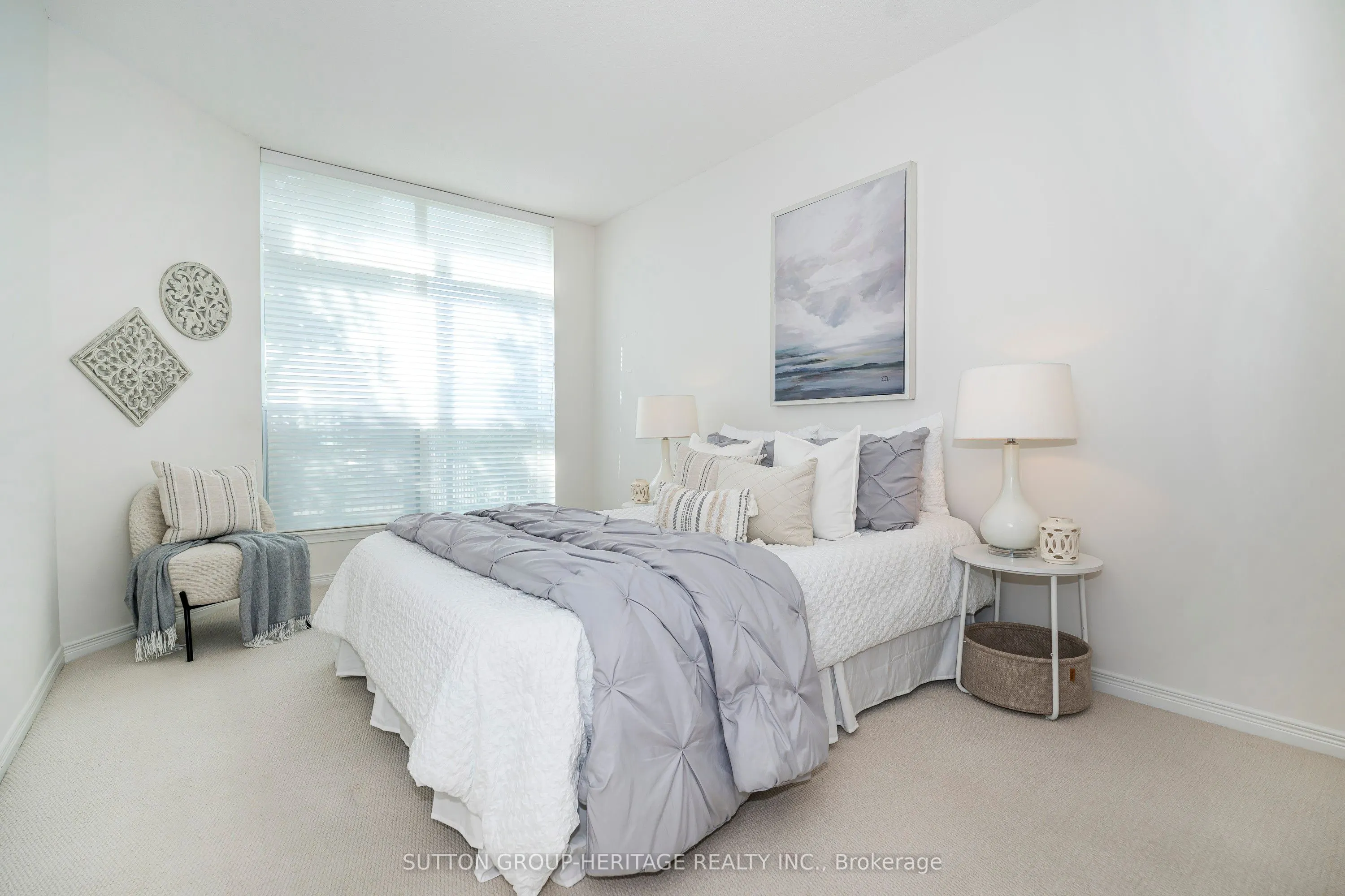 340 Watson Street W, #A02