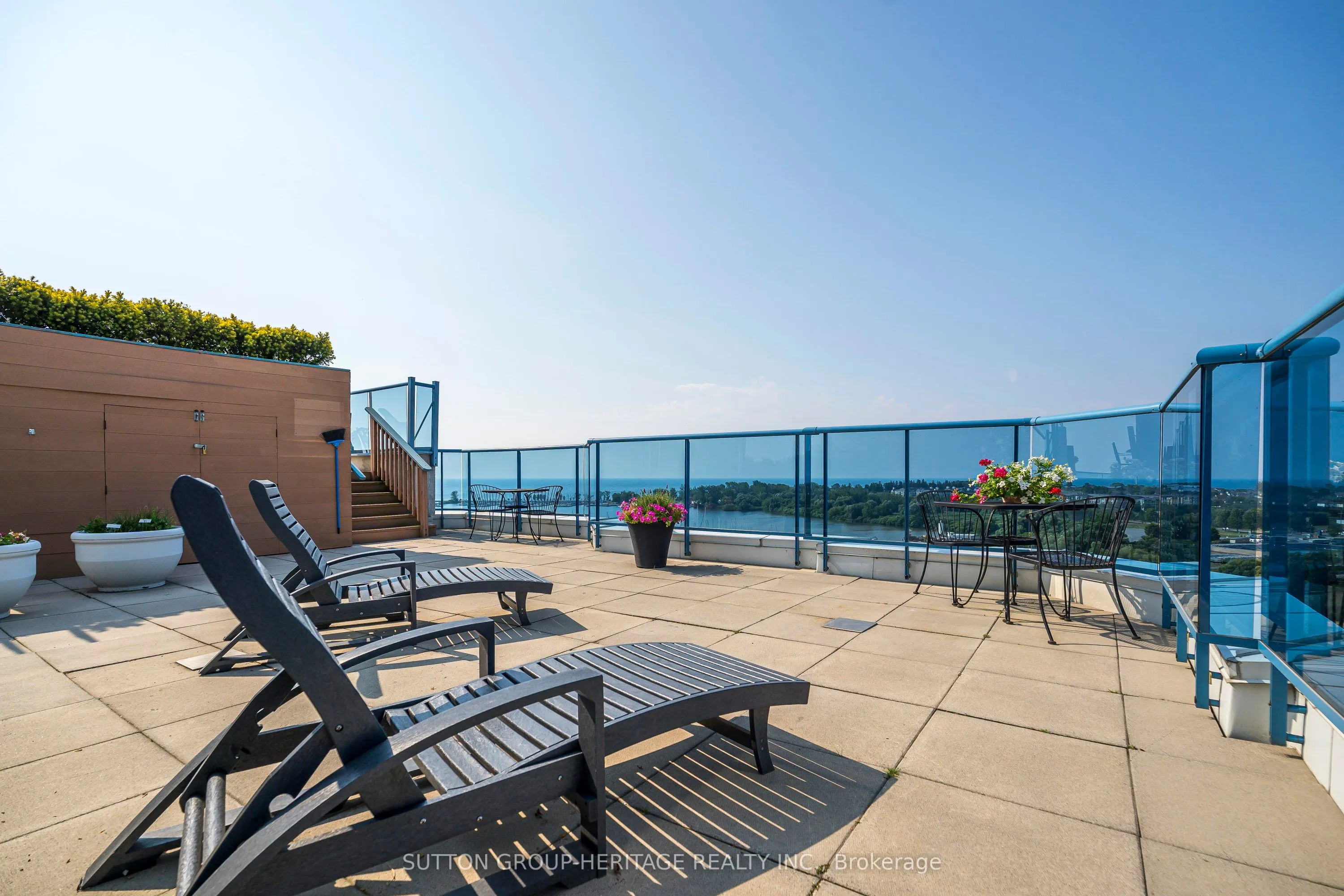 340 Watson Street W, #A02