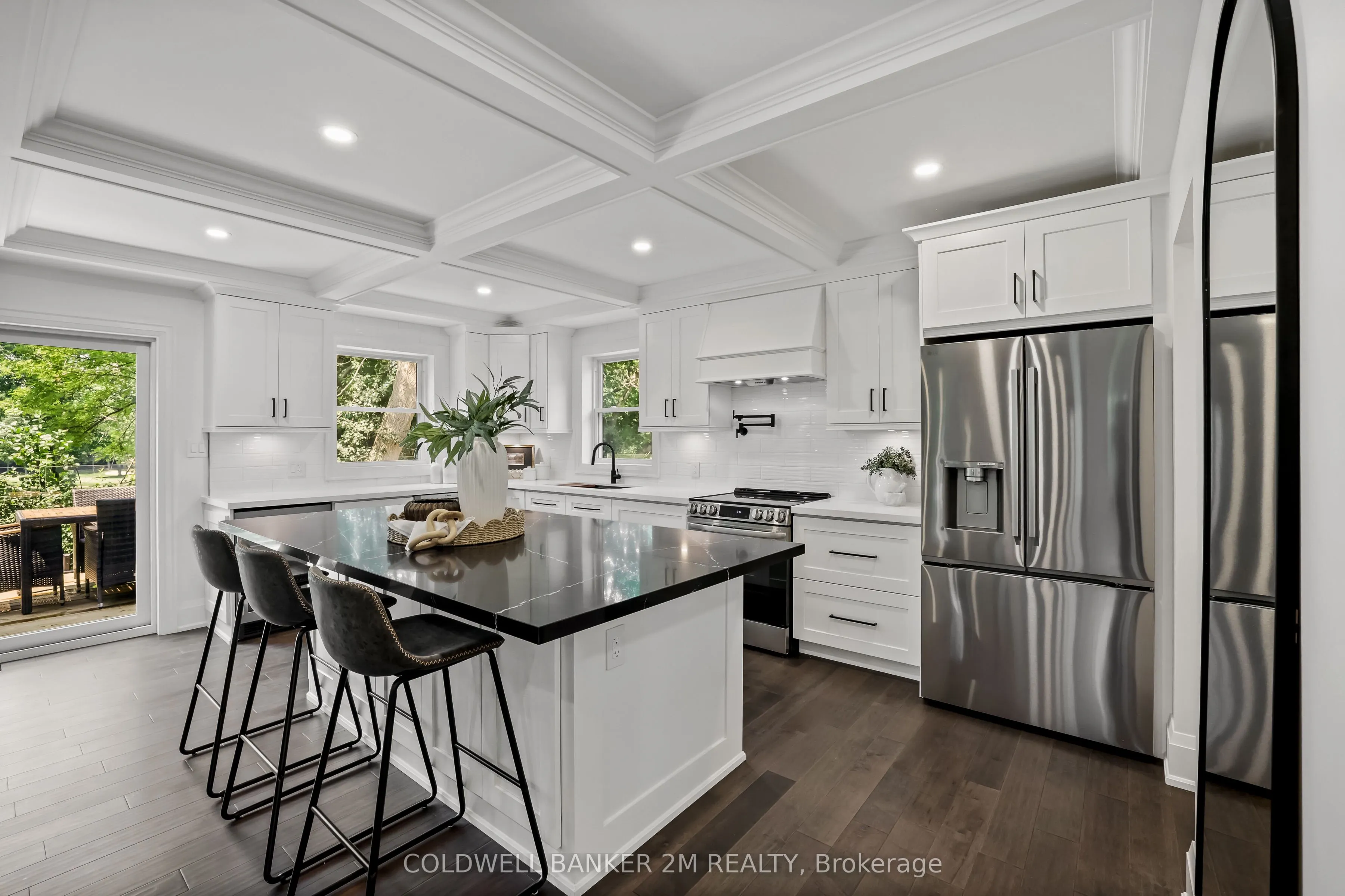 128 Buckingham Avenue