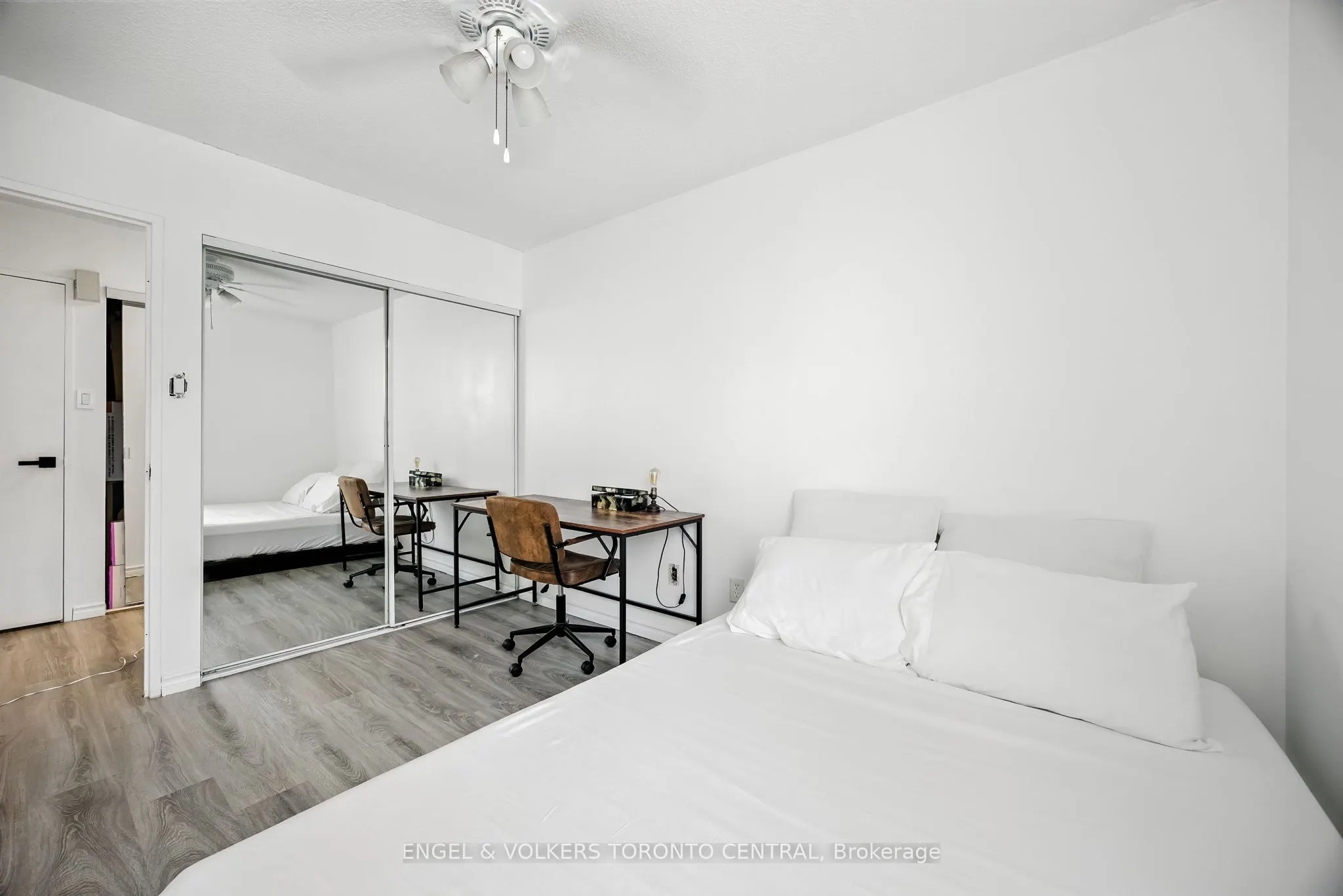 1210 Radom Street, #910